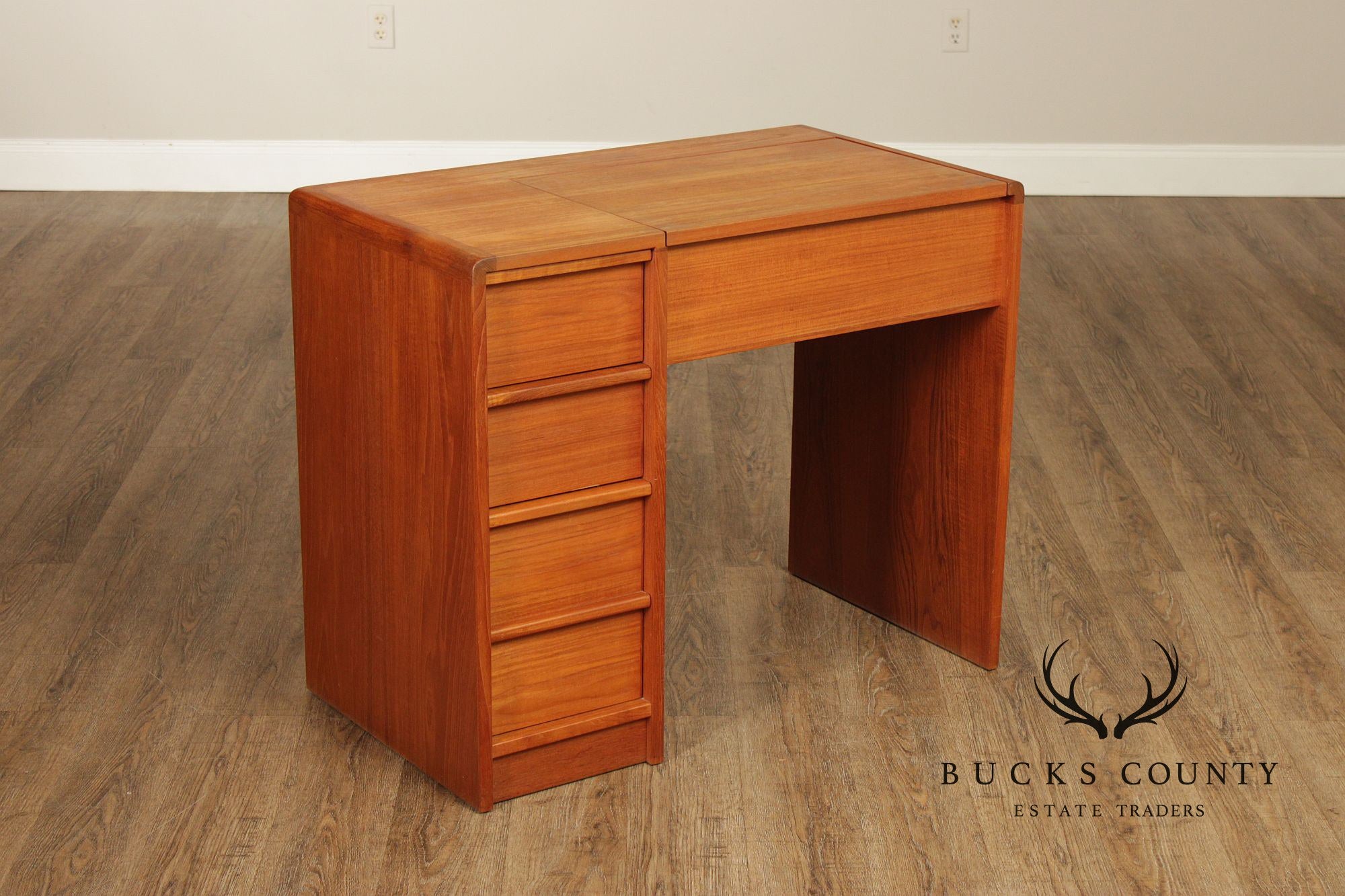 Schreiber’s Møbelfabrik Mid Century Danish Teak Vanity With Bench