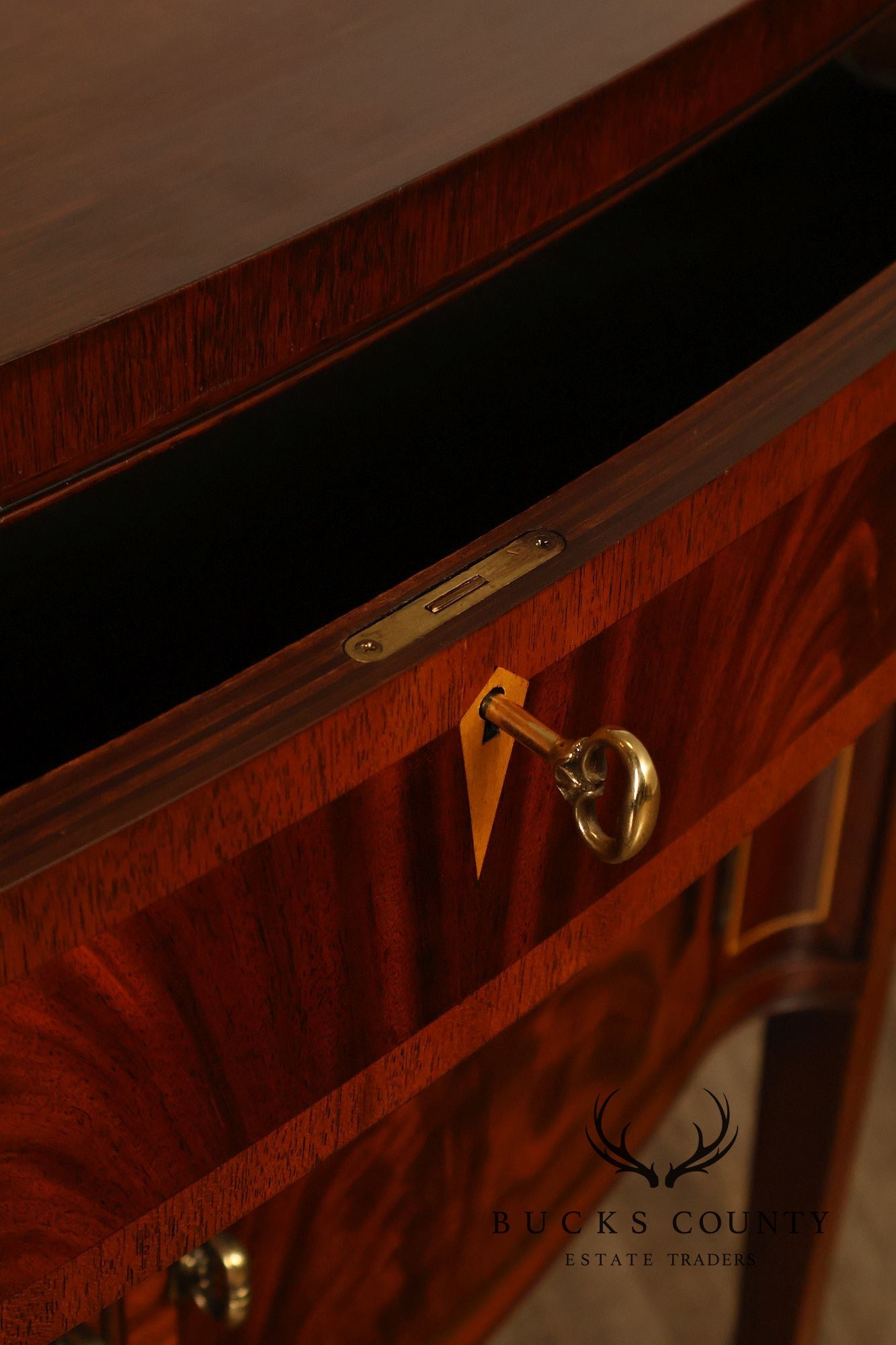 Hickory Chair 'Historical James River Plantations' Mahogany Sideboard