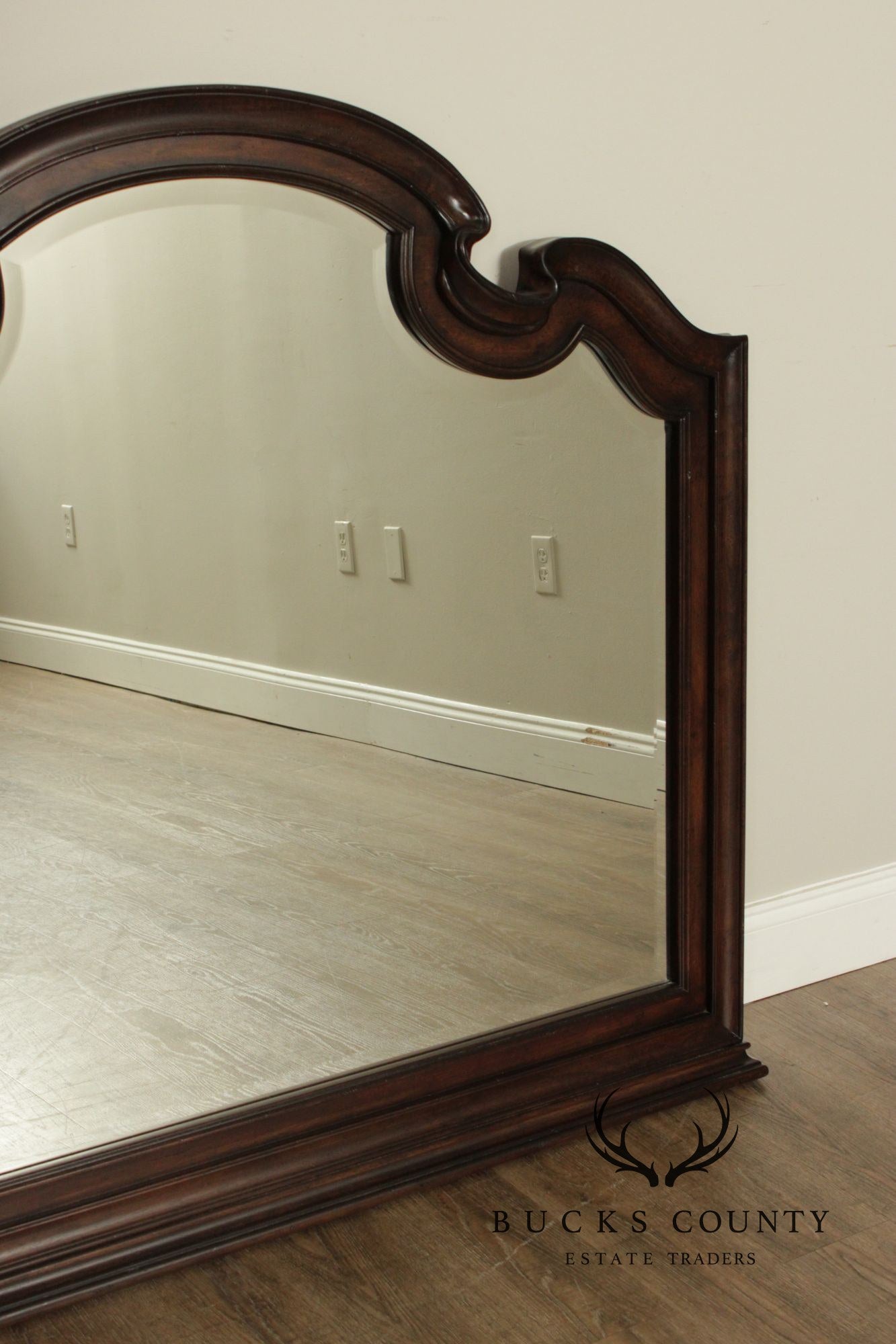 Thomasville 'Hills of Tuscany' Dresser Mirror