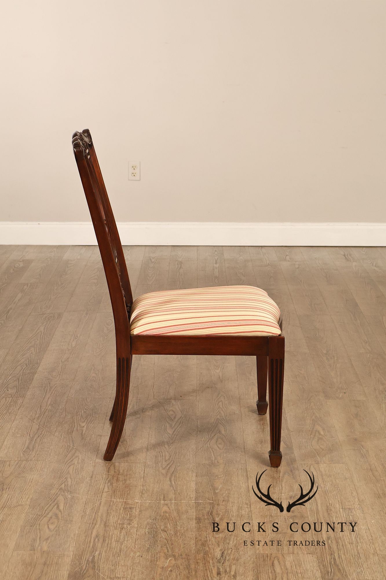 Henkel Harris Mahogany Set Of Eight Lyre Back Dining Chairs