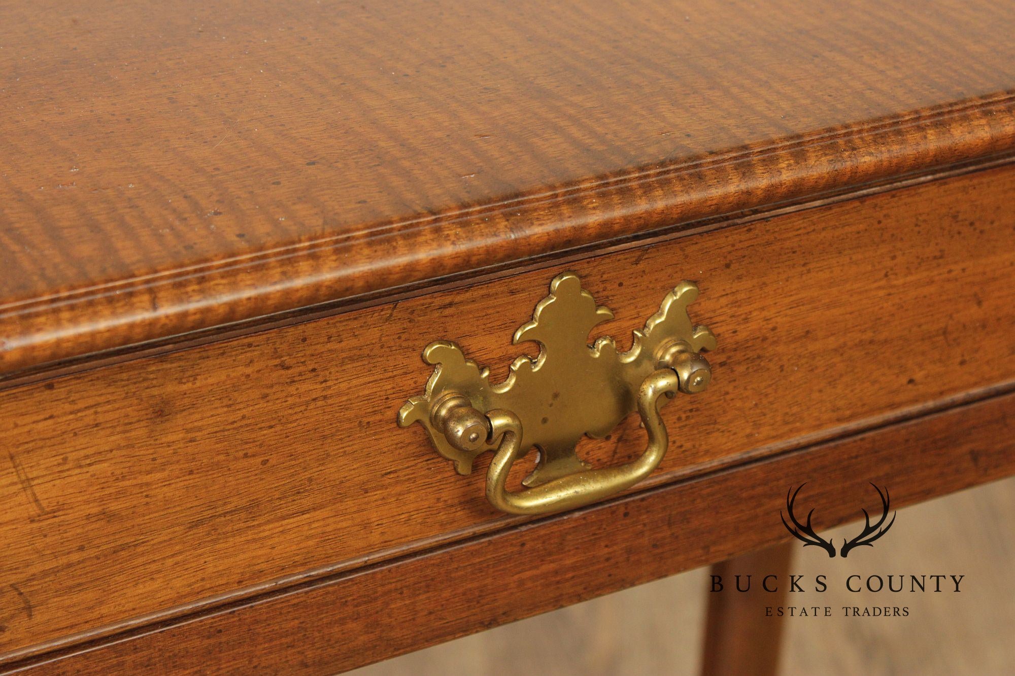 Kittinger Williamsburg Adaptation Pair of Mahogany Console Tables