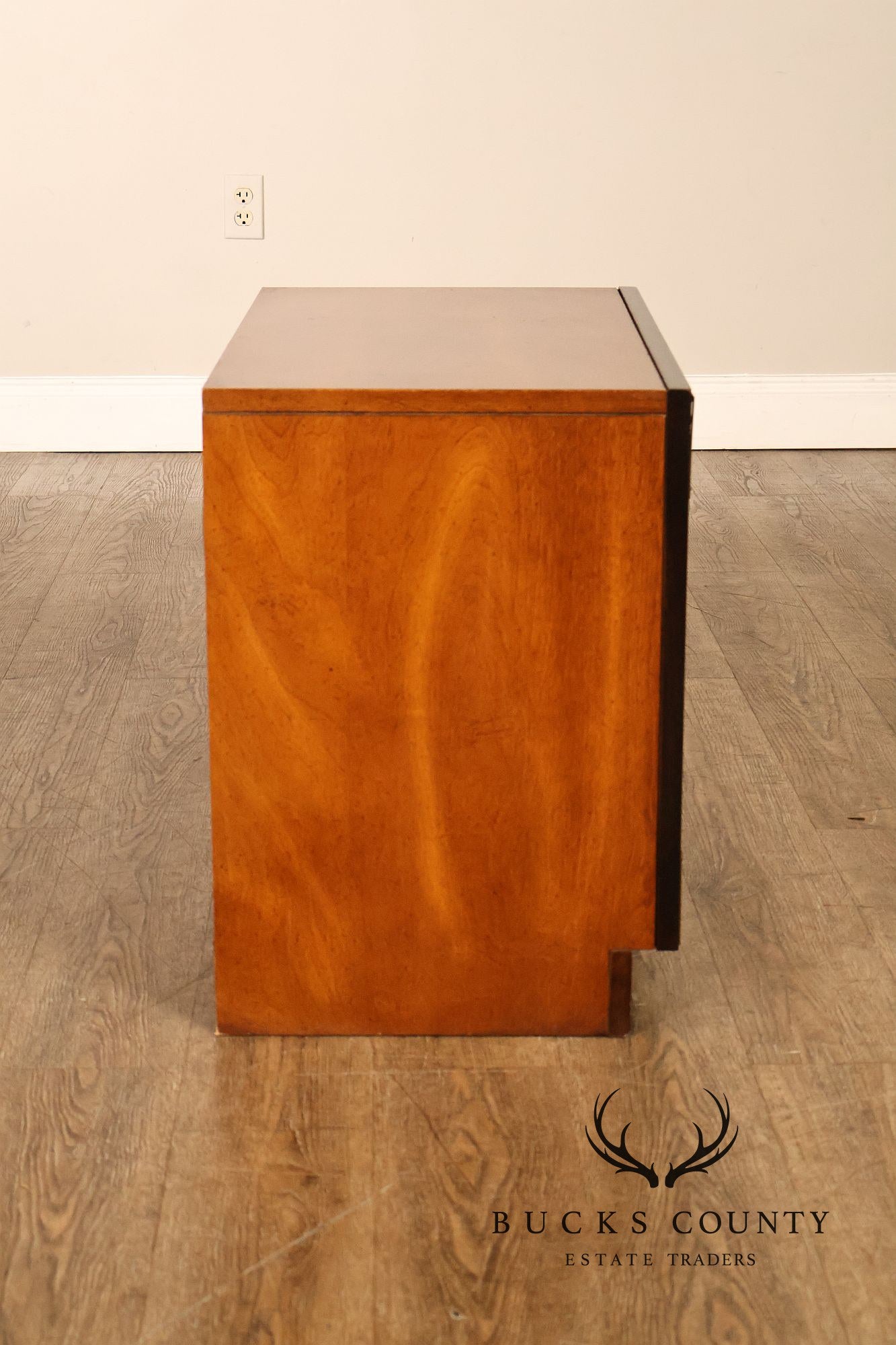 Vintage Bassett Chinoiserie Style Nightstands