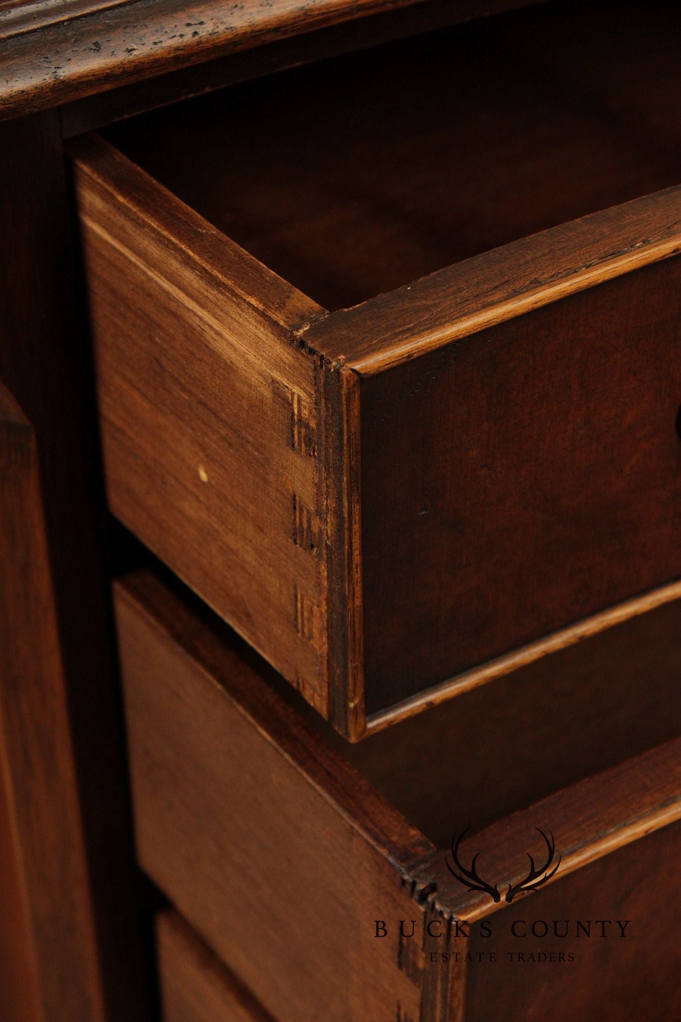 Georgian Style Burlwood English Bachelor Chest Of Drawers