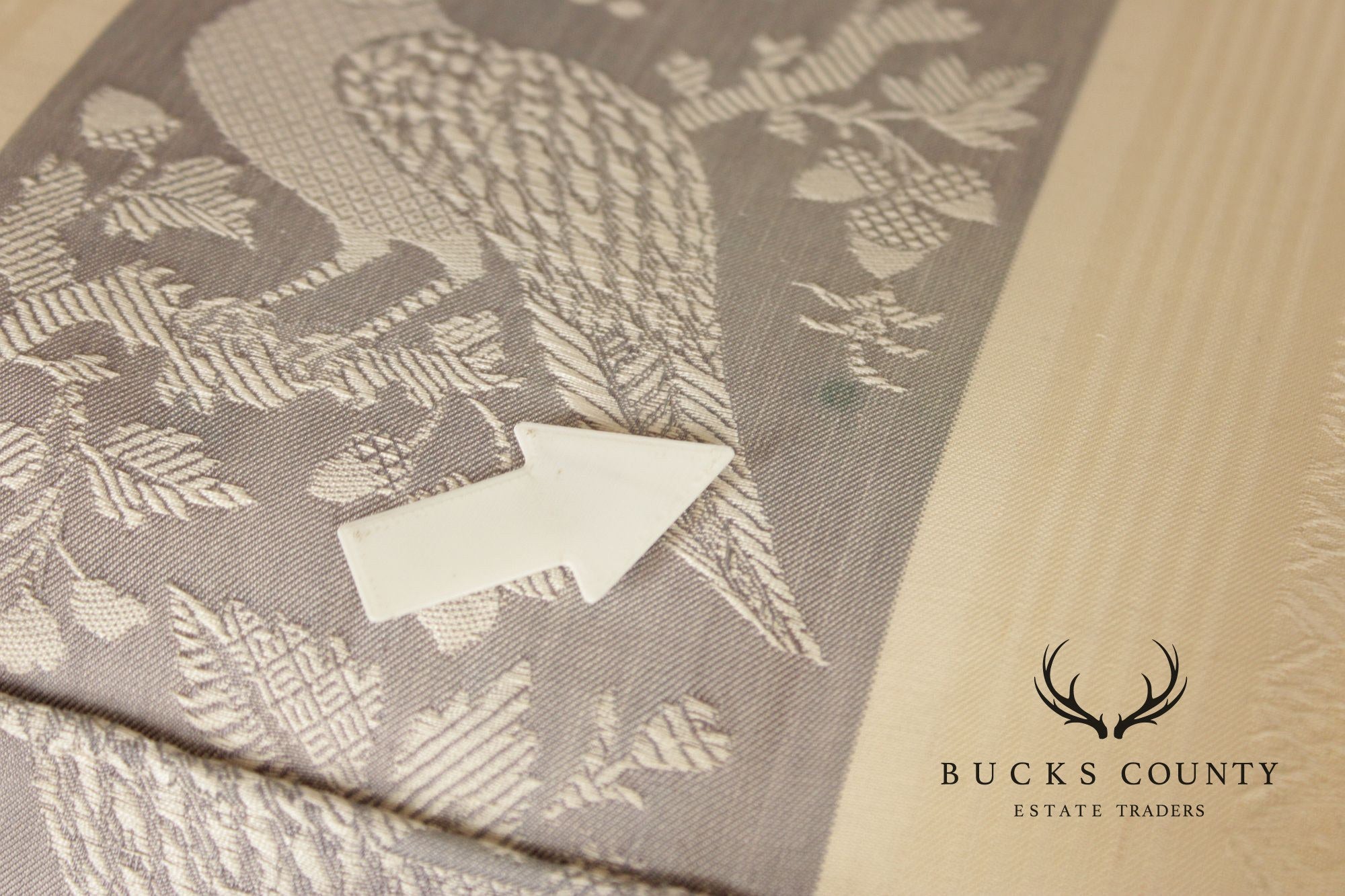 Kittinger Williamsburg Chippendale Style Mahogany Camelback Sofa