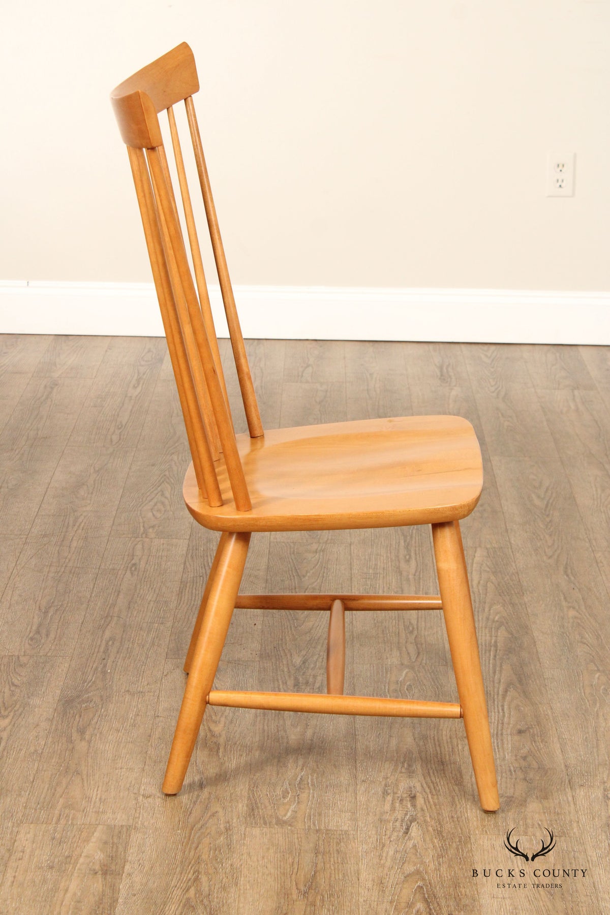 Ethan Allen 'Country Colors' Maple Windsor Dining Chair
