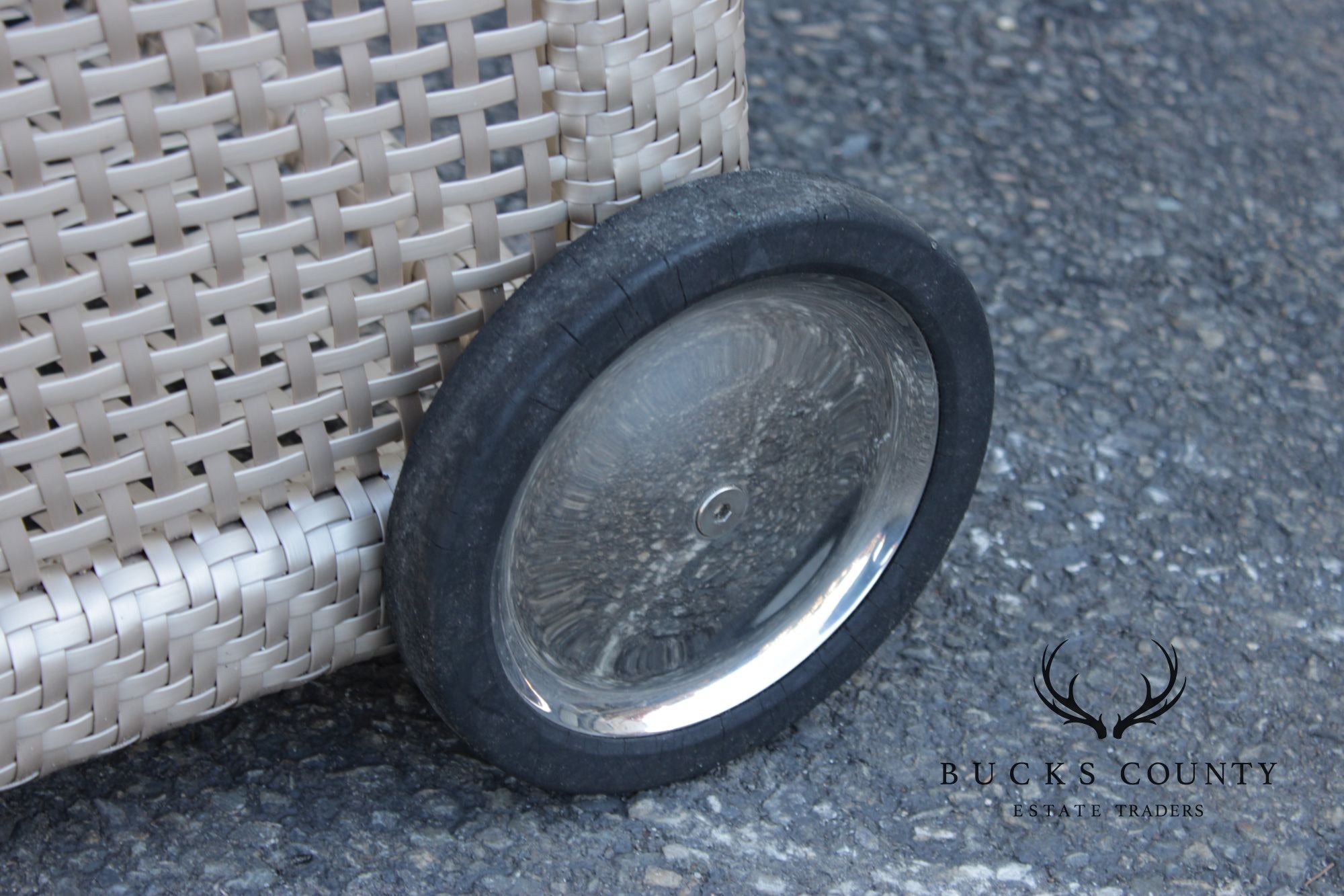 Dedon Contemporary Outdoor Patio Bar Cart