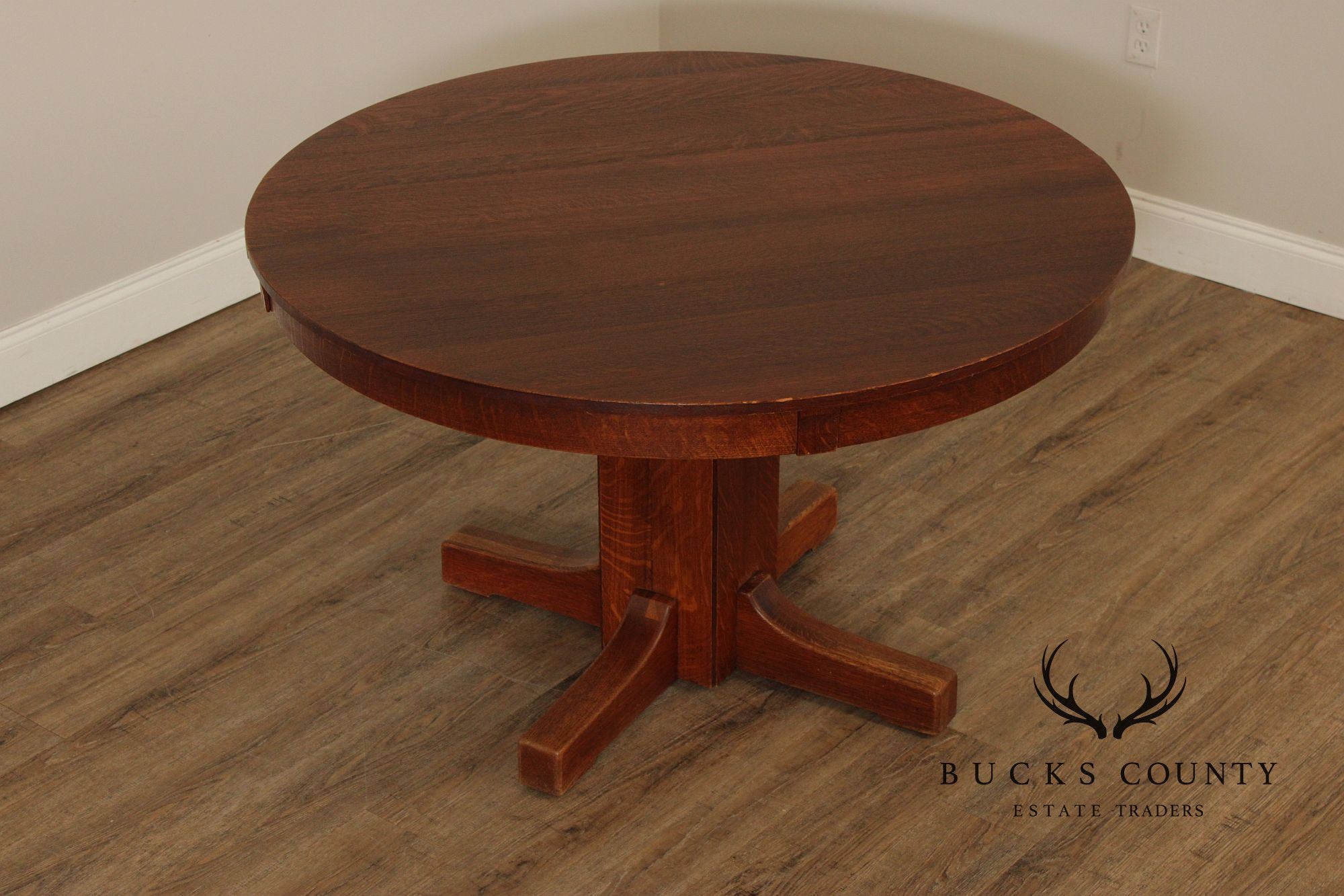 Limbert Furniture Antique Mission Oak Round Top Expandable Dining Table