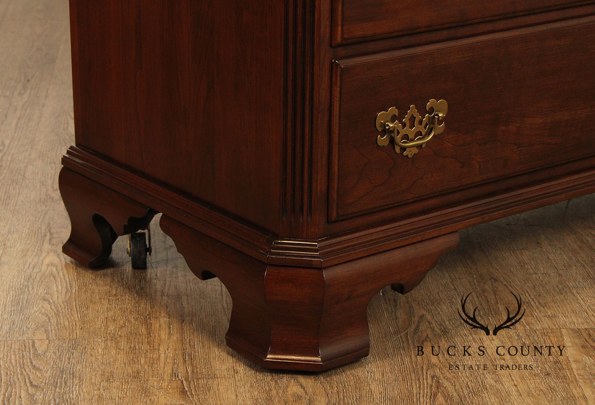 ETHAN ALLEN GEORGIAN COURT CHERRY DRESSER WITH TRI-FOLD MIRROR