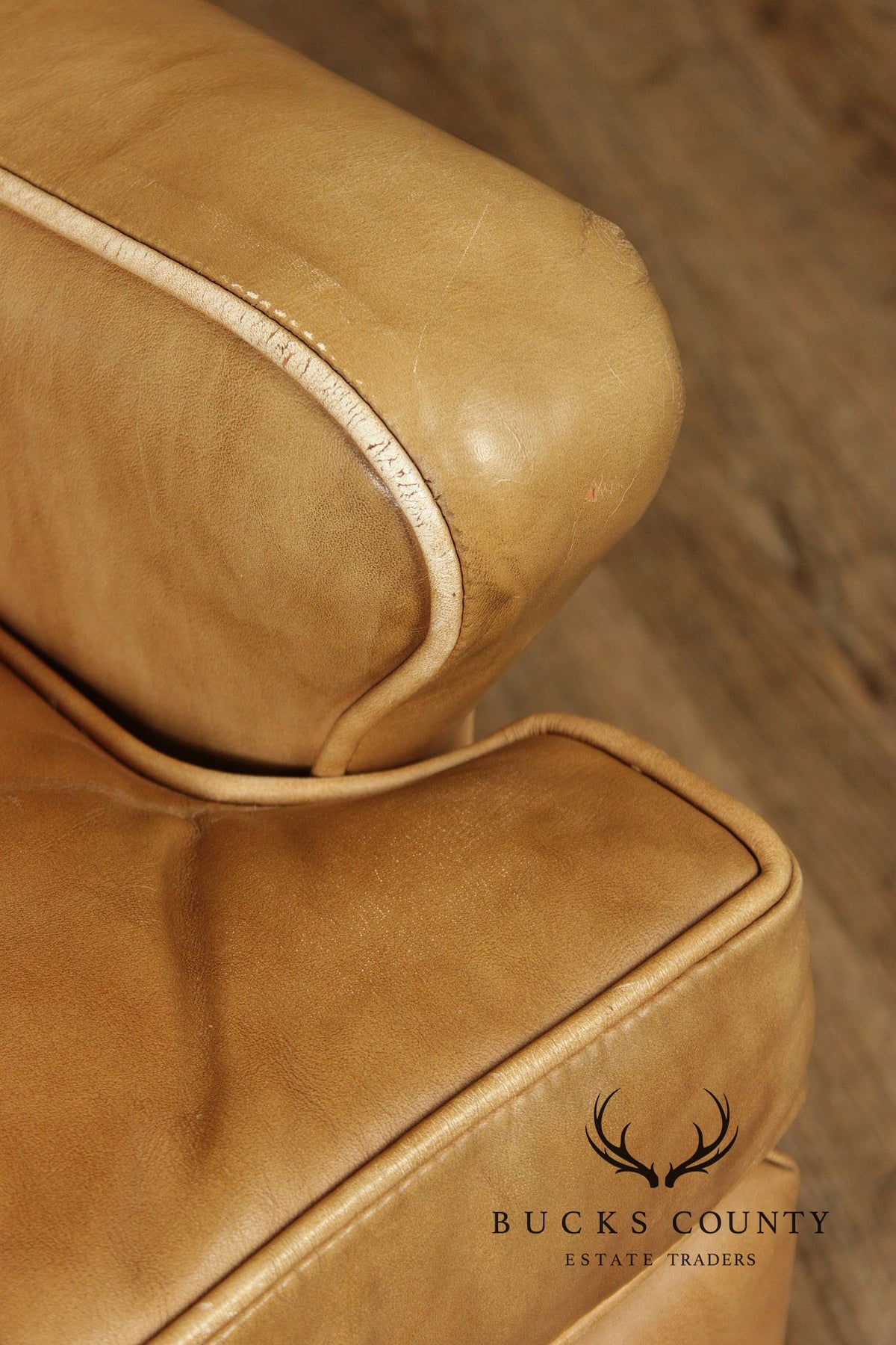 Thomasville Vintage Tufted Leather Armchair