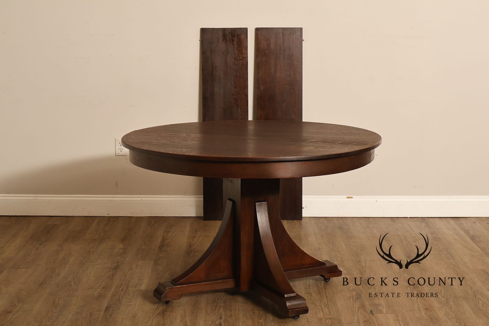 Antique Stickley Brothers 48" Round Oak Dining Table w/2 leaves