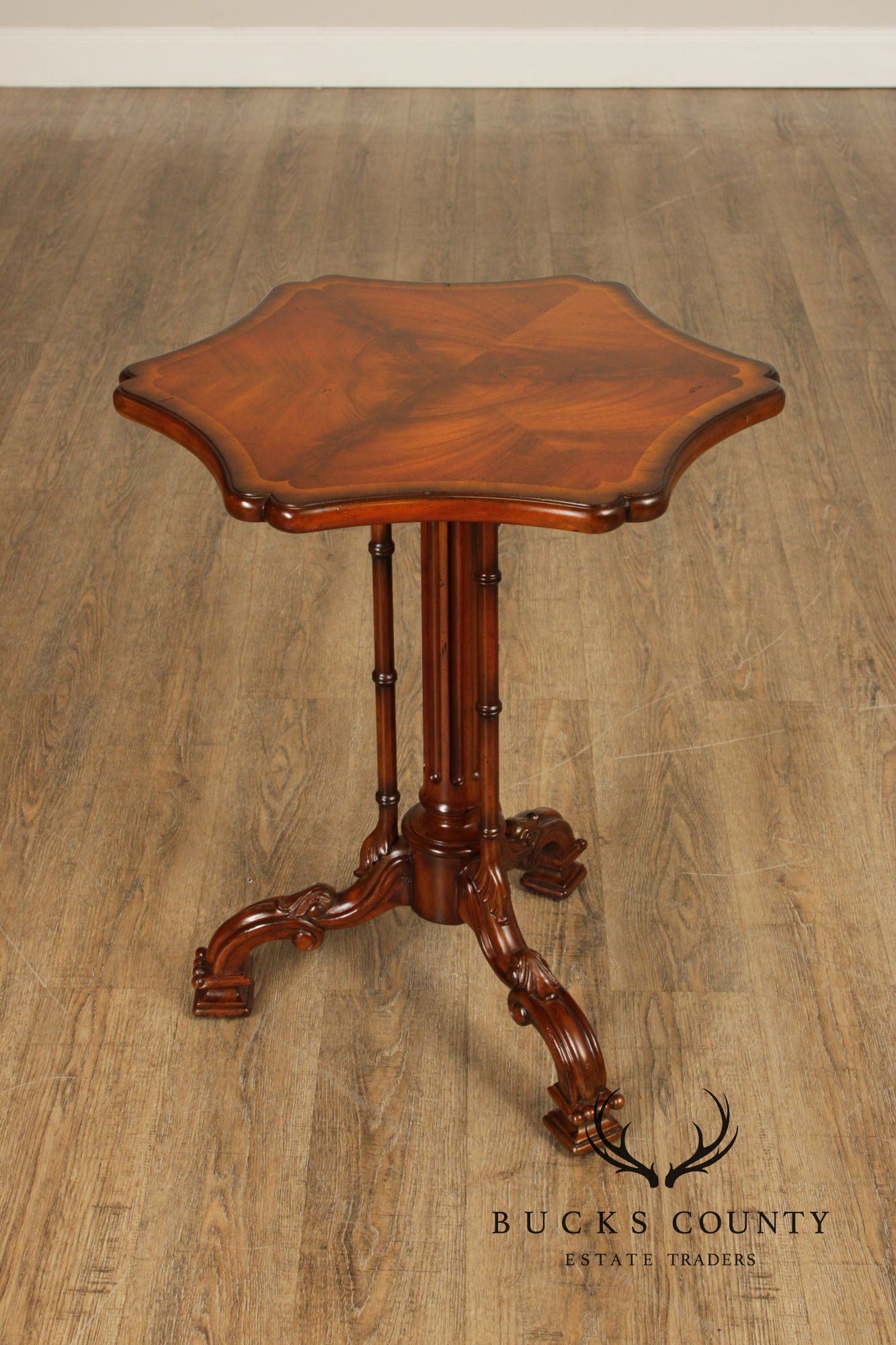 Maitland Smith Pair of Flame Mahogany Pedestal Side Tables