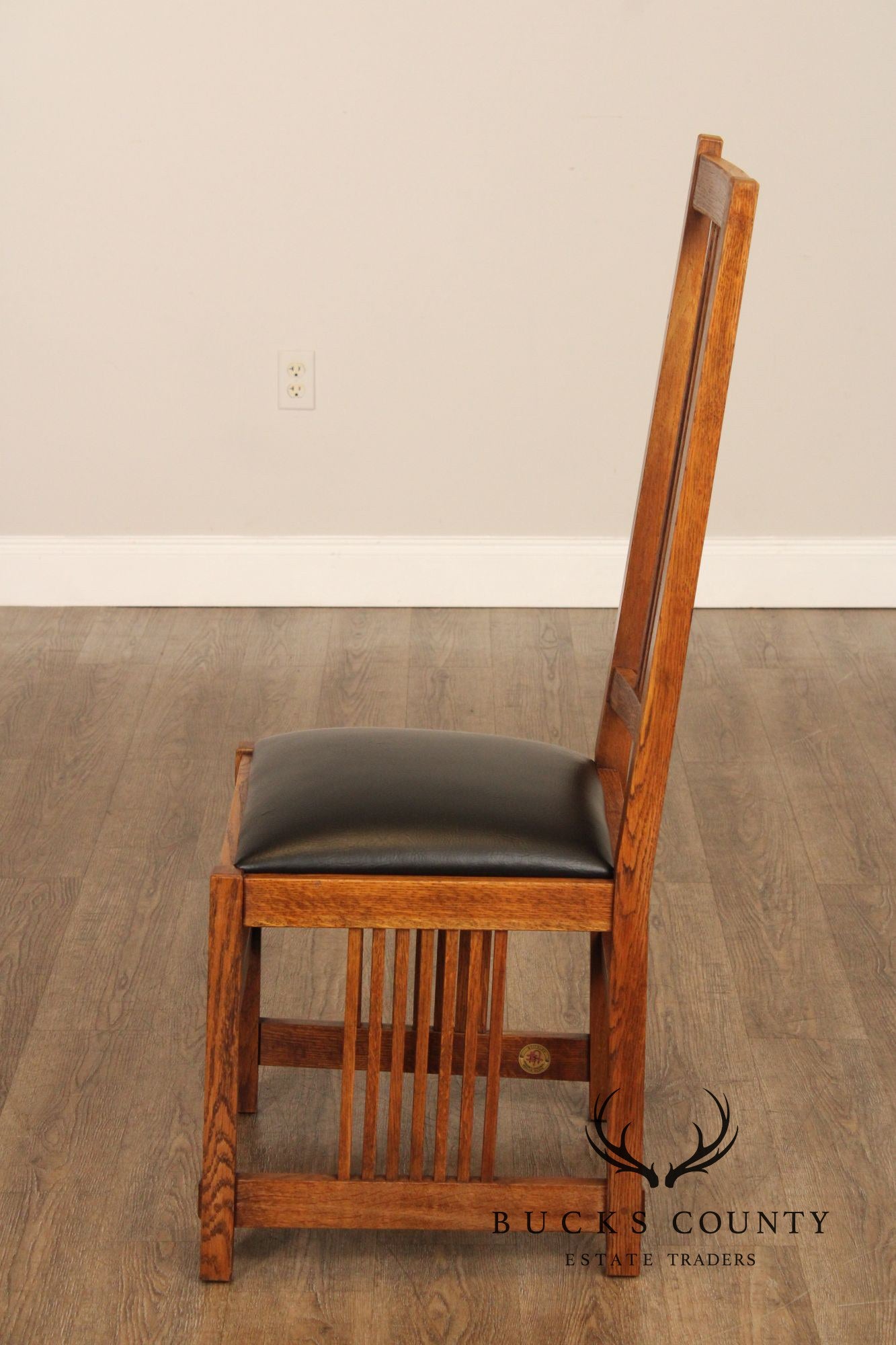 Stickley Mission Collection Set Of Eight Oak Spindle Back Dining Chairs