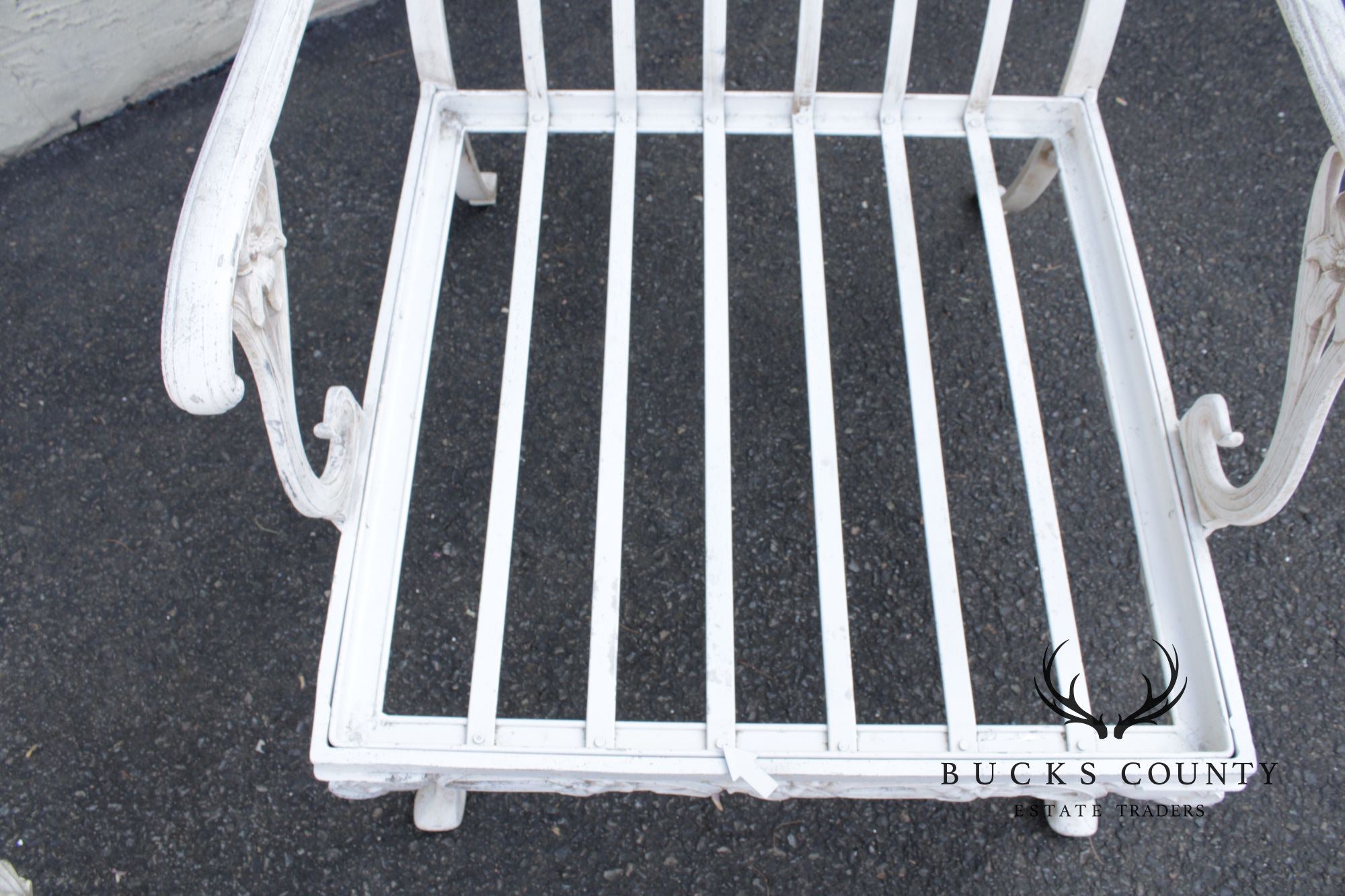 BROWN JORDAN CAST ALUMINUM 'DAY LILY' OUTDOOR PATIO LOUNGE CHAIR WITH OTTOMAN