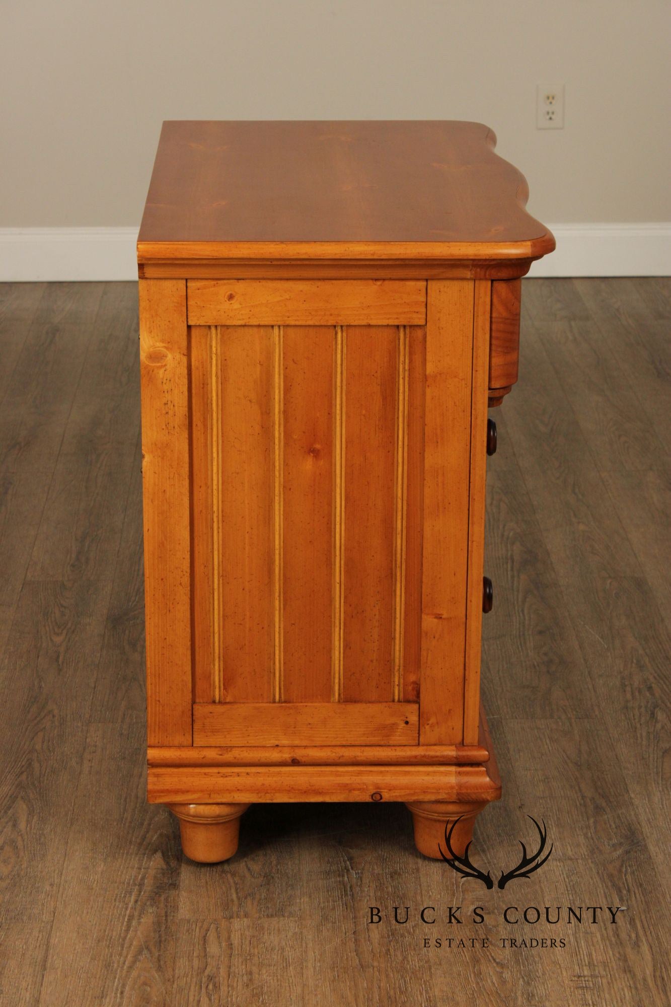 Stanley Furniture Pair of Pine Three-Drawer Nightstands