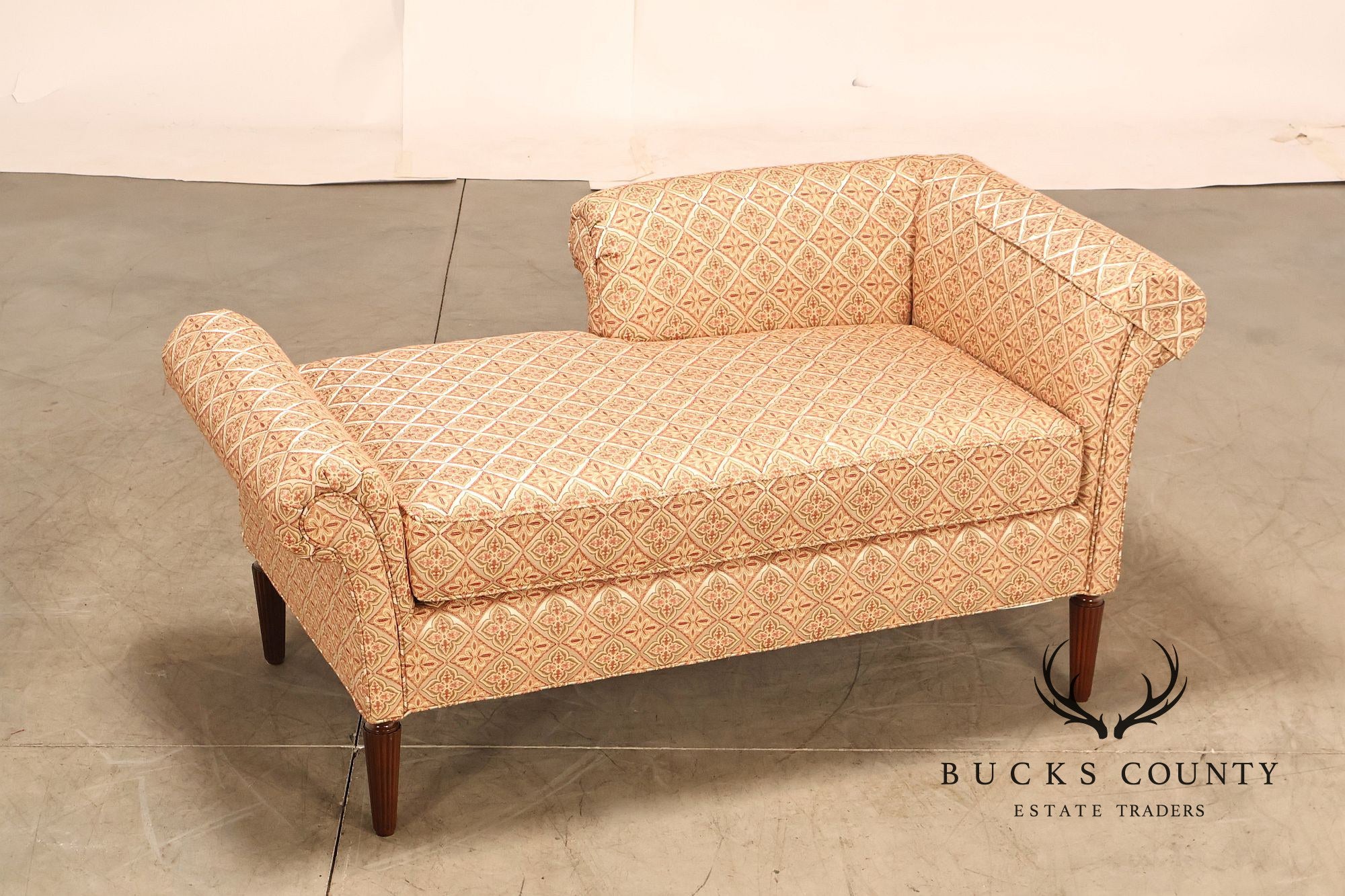 Harden Custom Upholstered Traditional Left Chaise Lounge