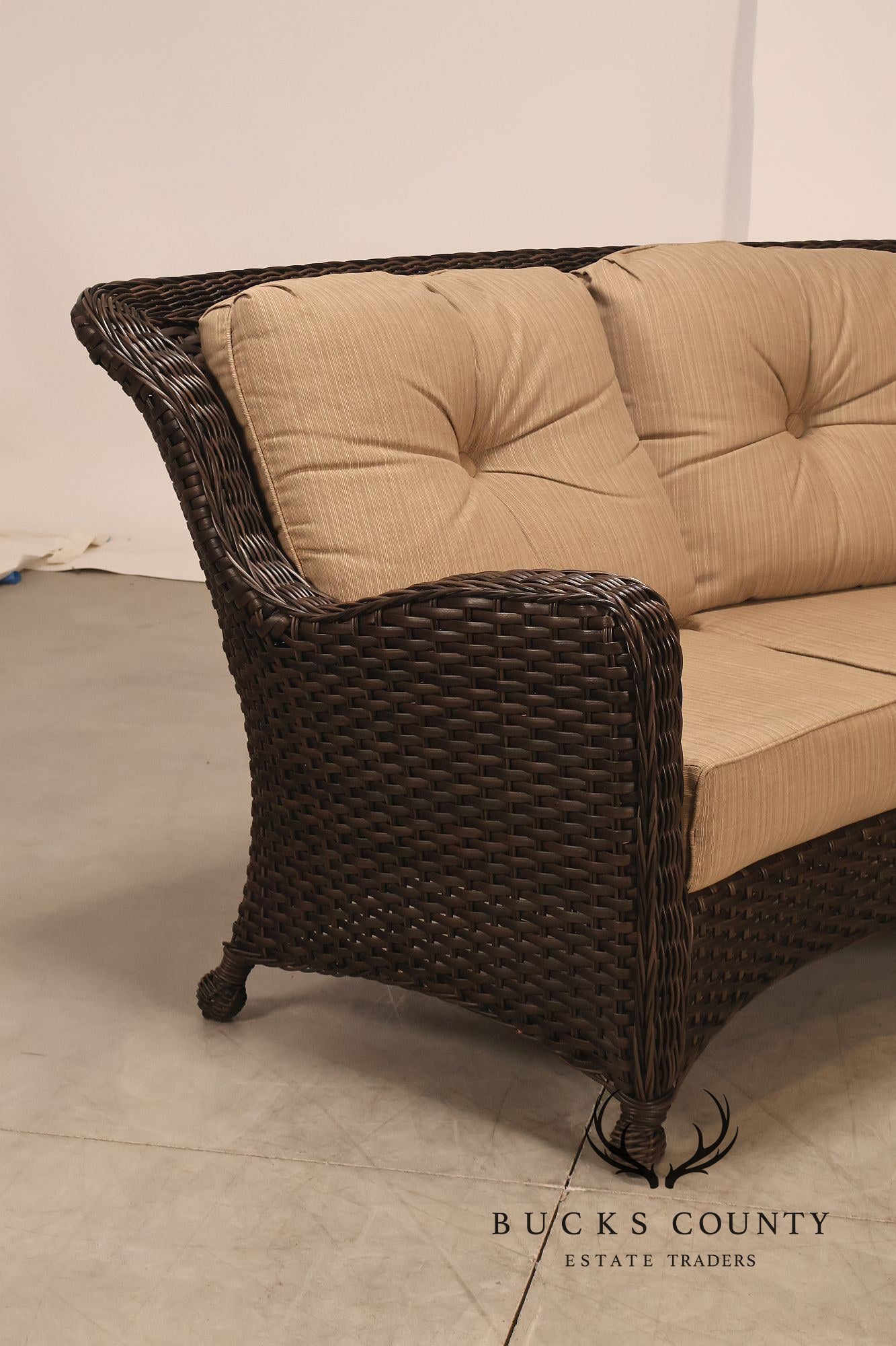 Nothhcape Outdoor Wicker Curved 'Richmond' Patio Sofa With Sunbrella Cushions