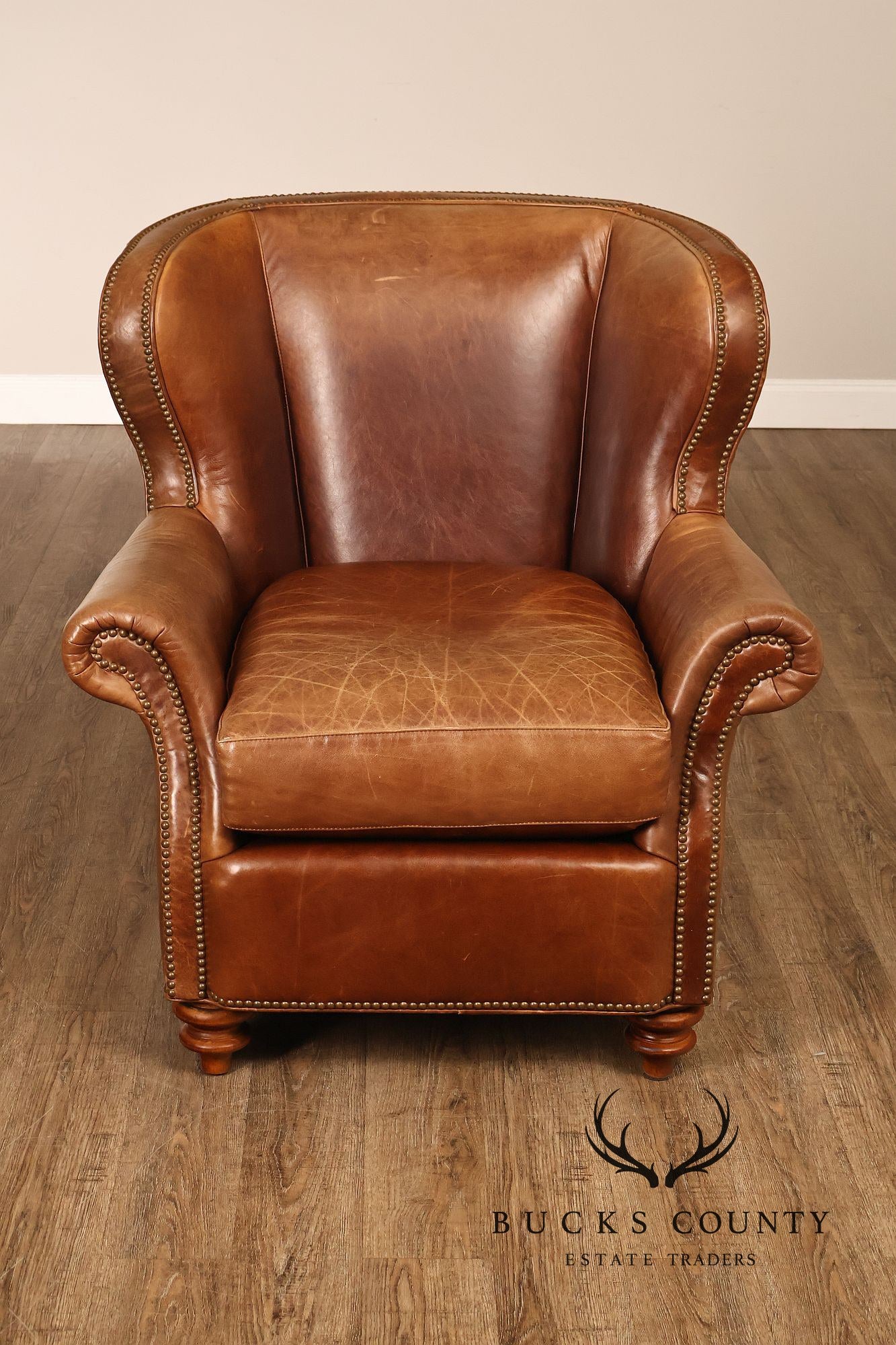 La-Z-Boy Classic Traditional Leather Club Chair
