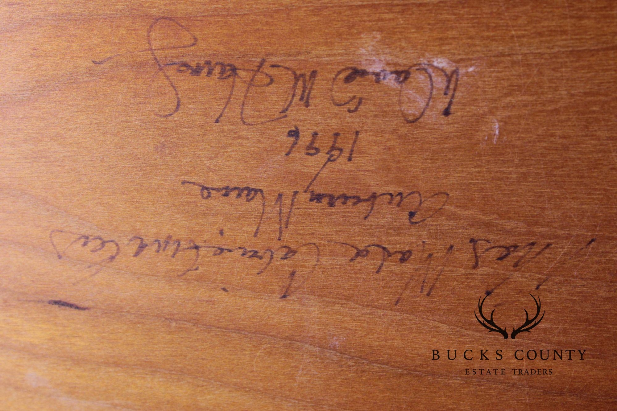 Thomas Moser Round Cherry Expandable Dining Table