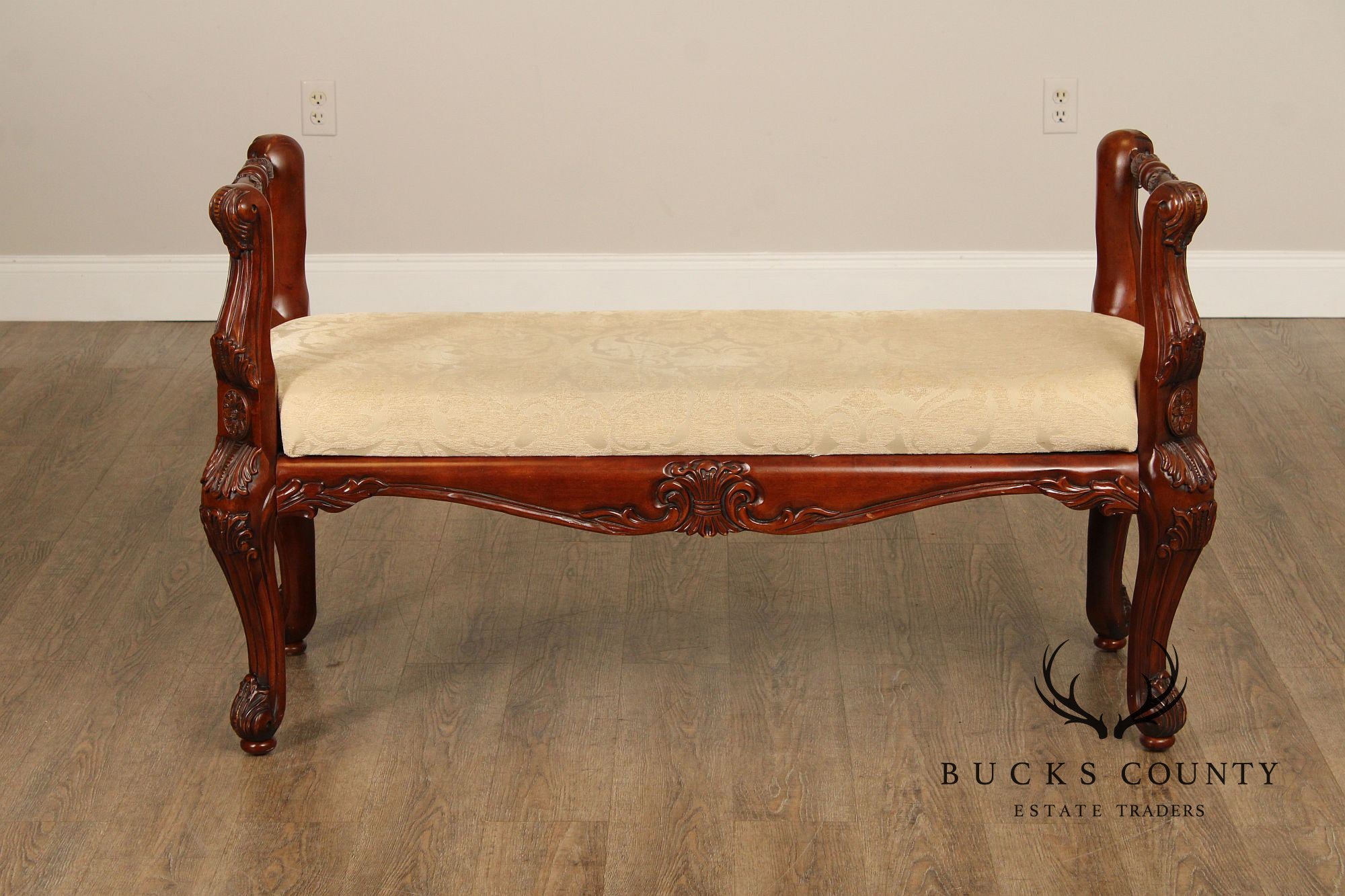 Pulaski Rococo Style Carved Window Bench