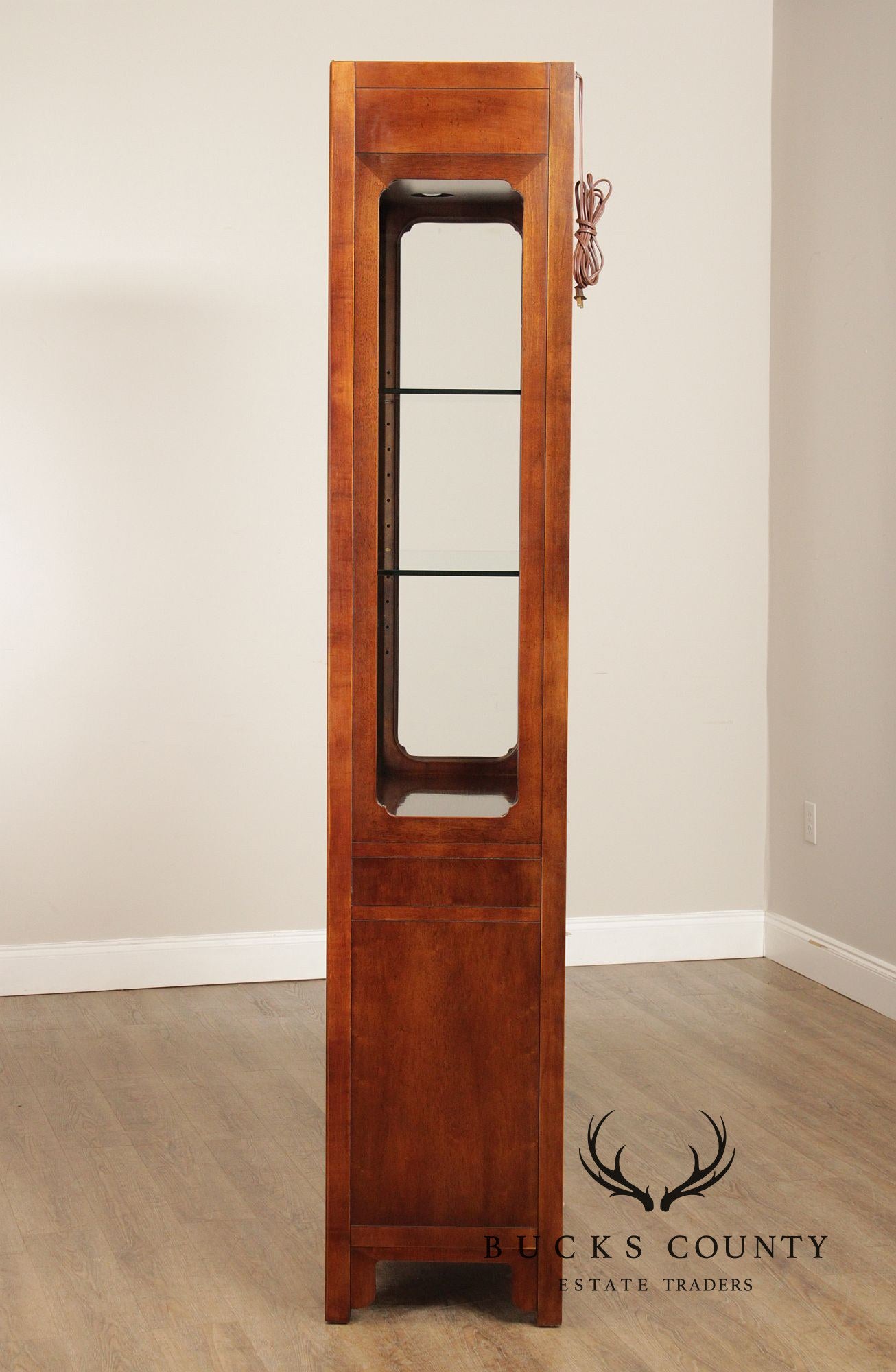 Henredon 'Folio 16' Asian Inspired Display Cabinet