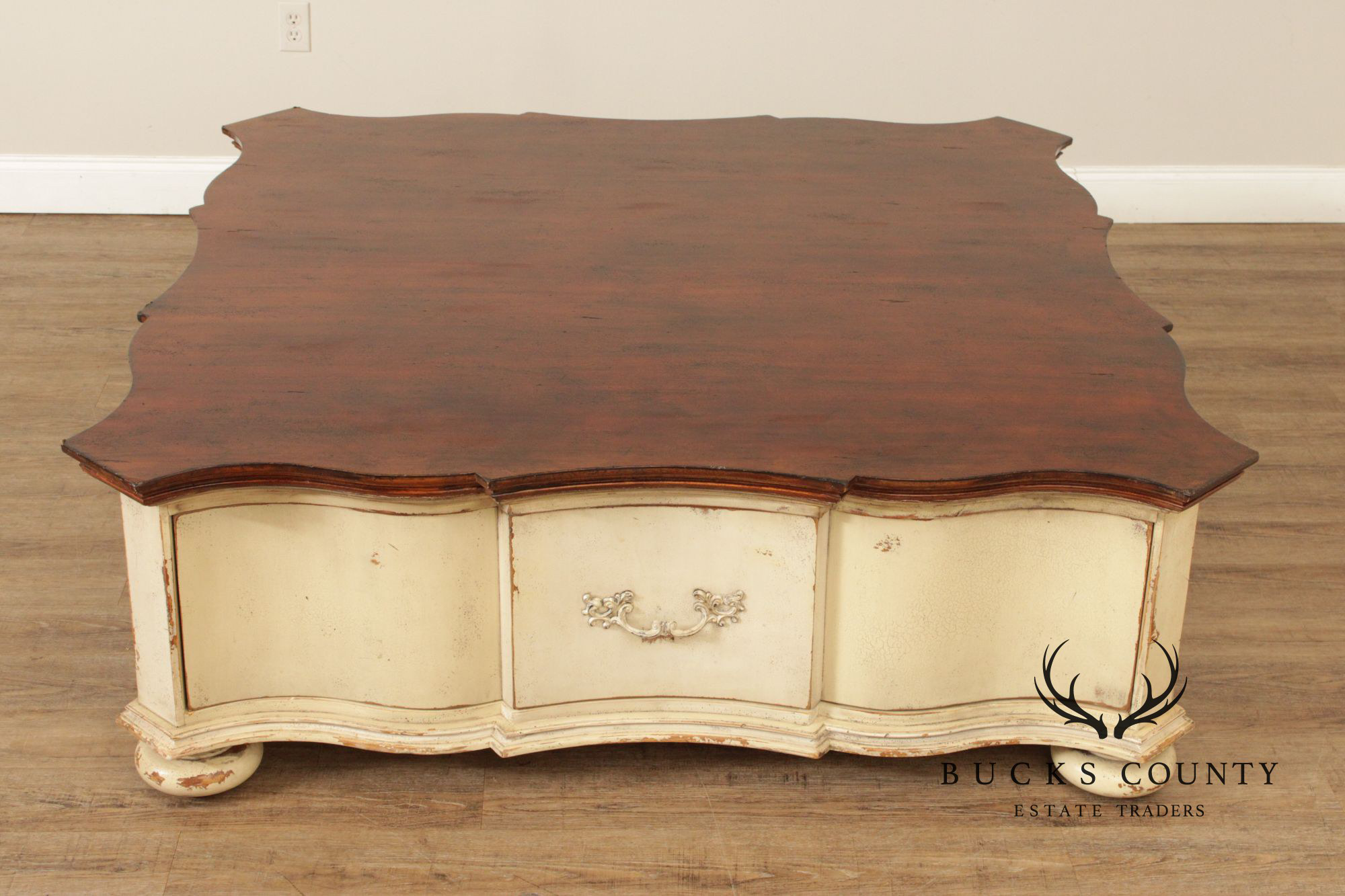 Habersham Plantation 'Plaza Collection' Large Coffee Table