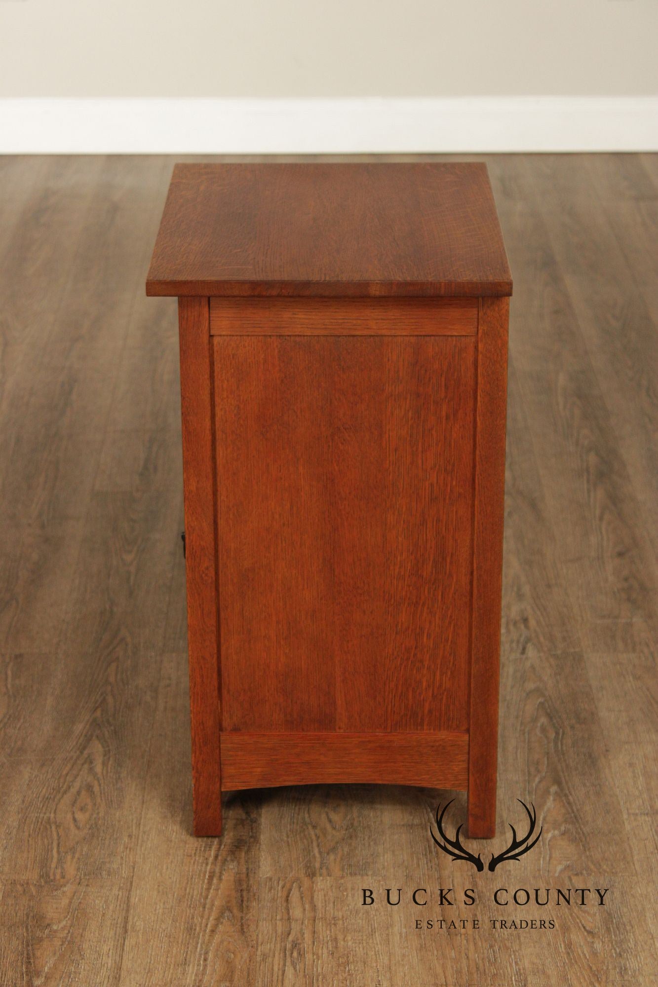 Stickley Mission Collection Oak Pair Of Cabinet Nightstands