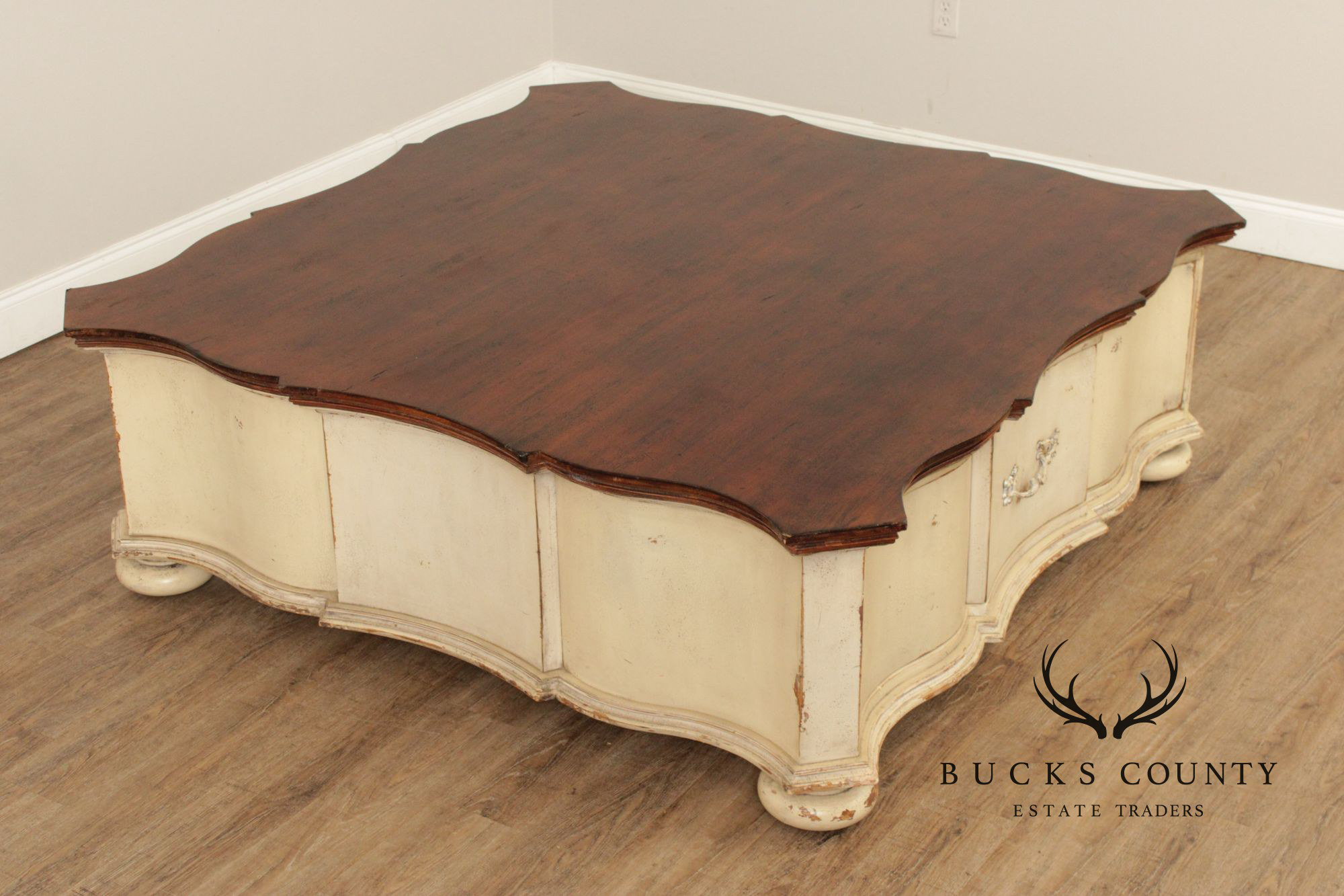 Habersham Plantation 'Plaza Collection' Large Coffee Table