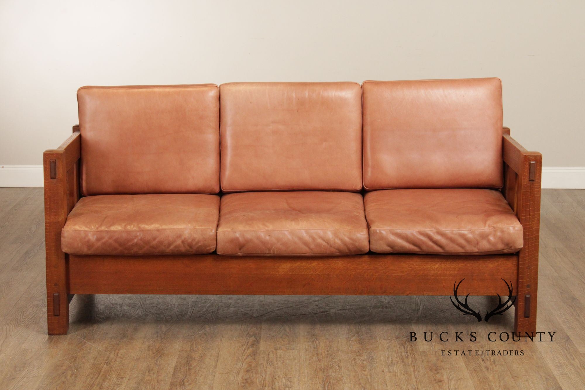 Gustav Stickley Antique Mission Oak and Leather Even-Arm Settle Sofa