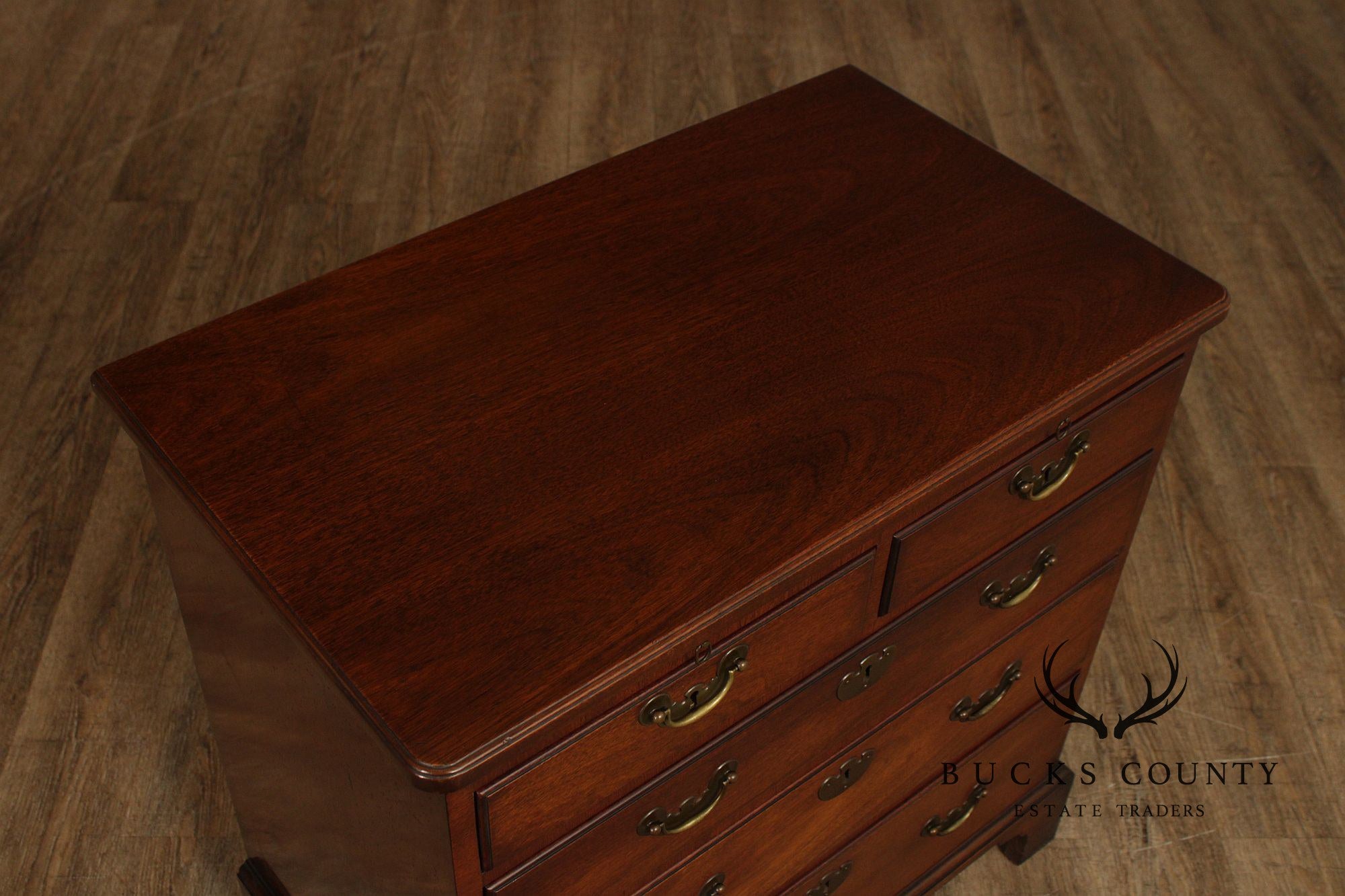 Kittinger Colonial Williamsburg Mahogany Bachelor’s Chest