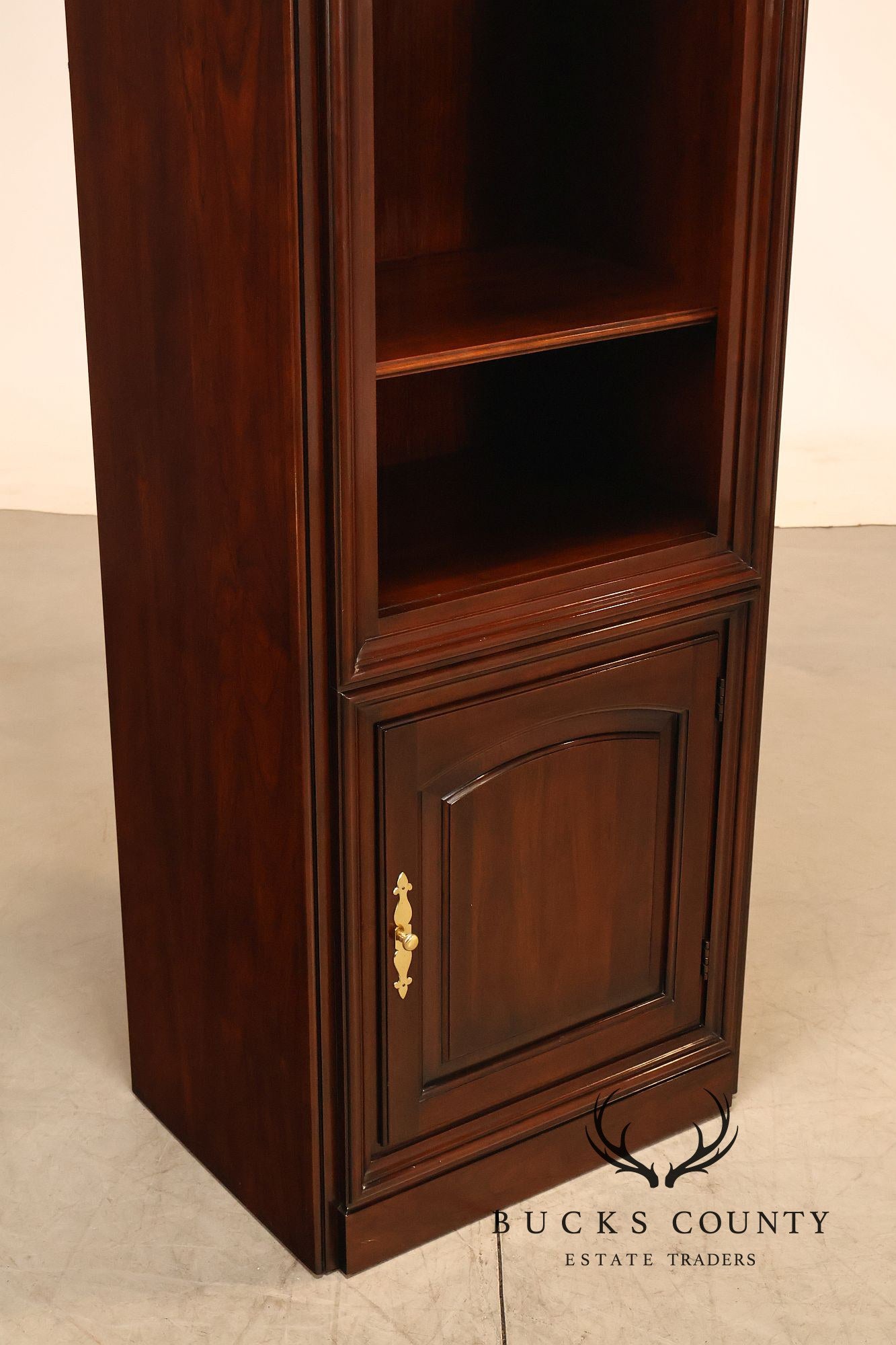 Statton Pair Of Oldtowne Cherry Bookcases