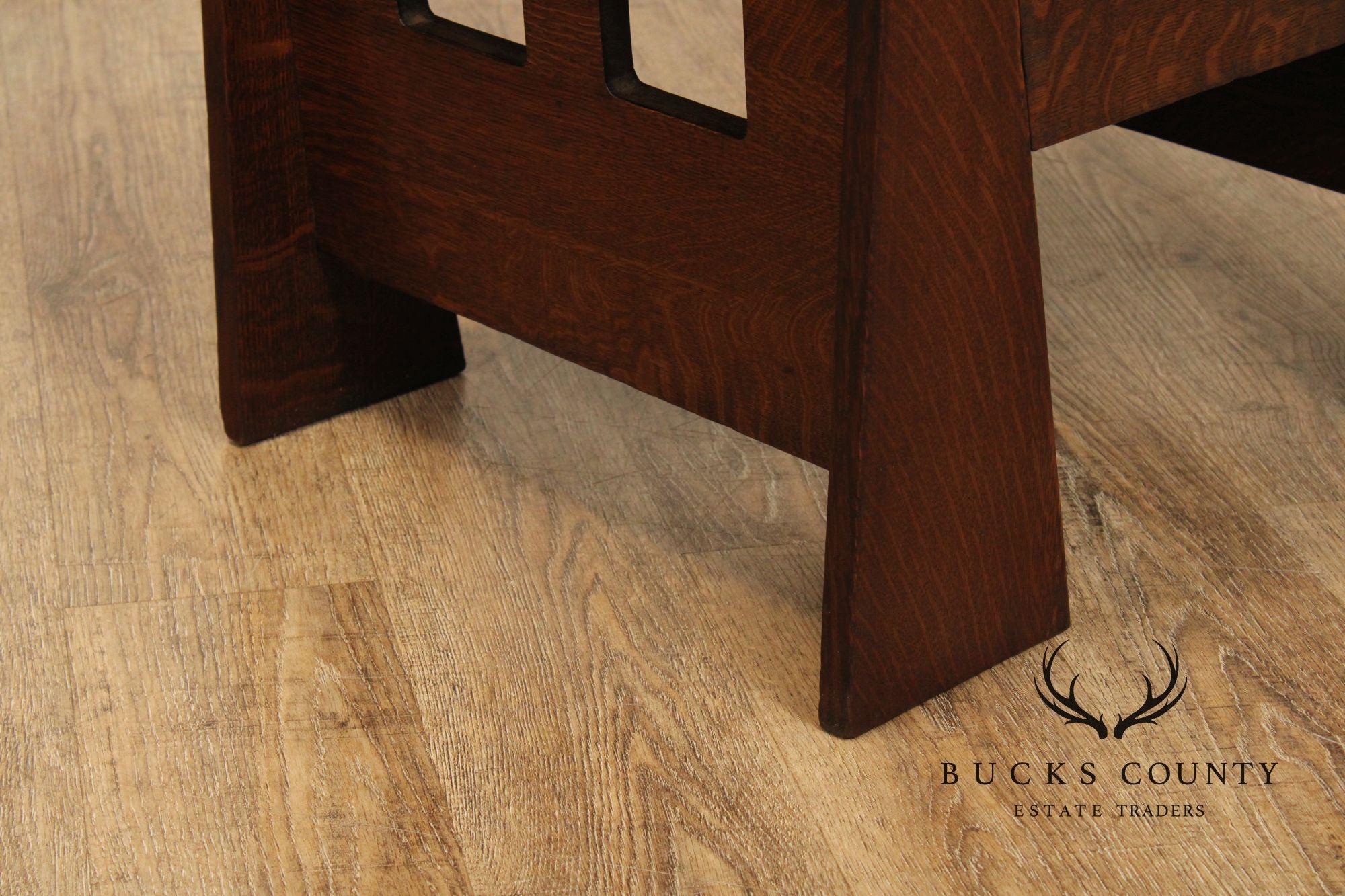 Limbert Antique Mission Oak Cut-Out Window Bench