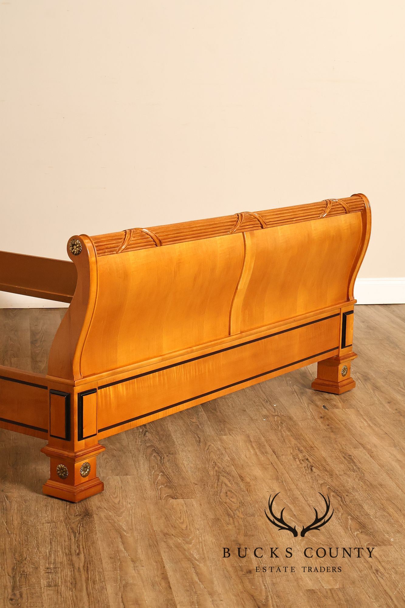 Thomasville Grand Classics Collection Empire Style Queen Sleigh Bed