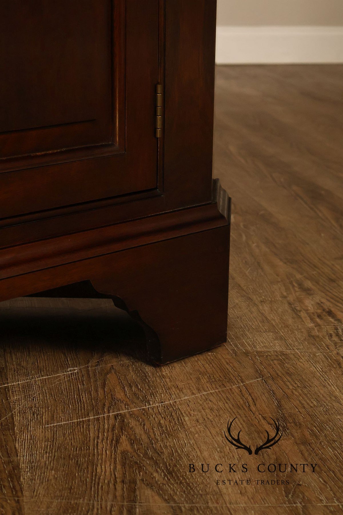 Stickley Federal Style Mahogany Corner Cabinet