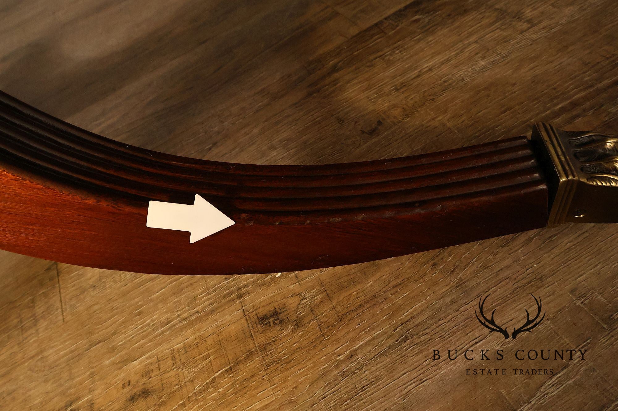 Hickory Chair Banded Mahogany Expandable Dining Table With Two Leaves