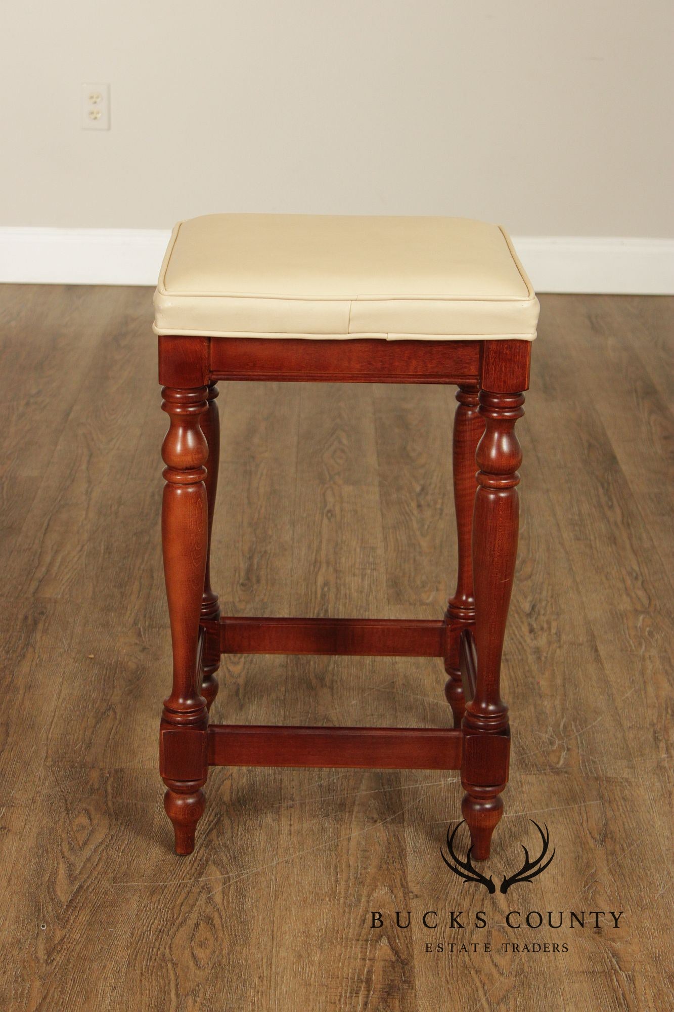 Pulaski Furniture Brass Top Lion Head Bar With Two Stools