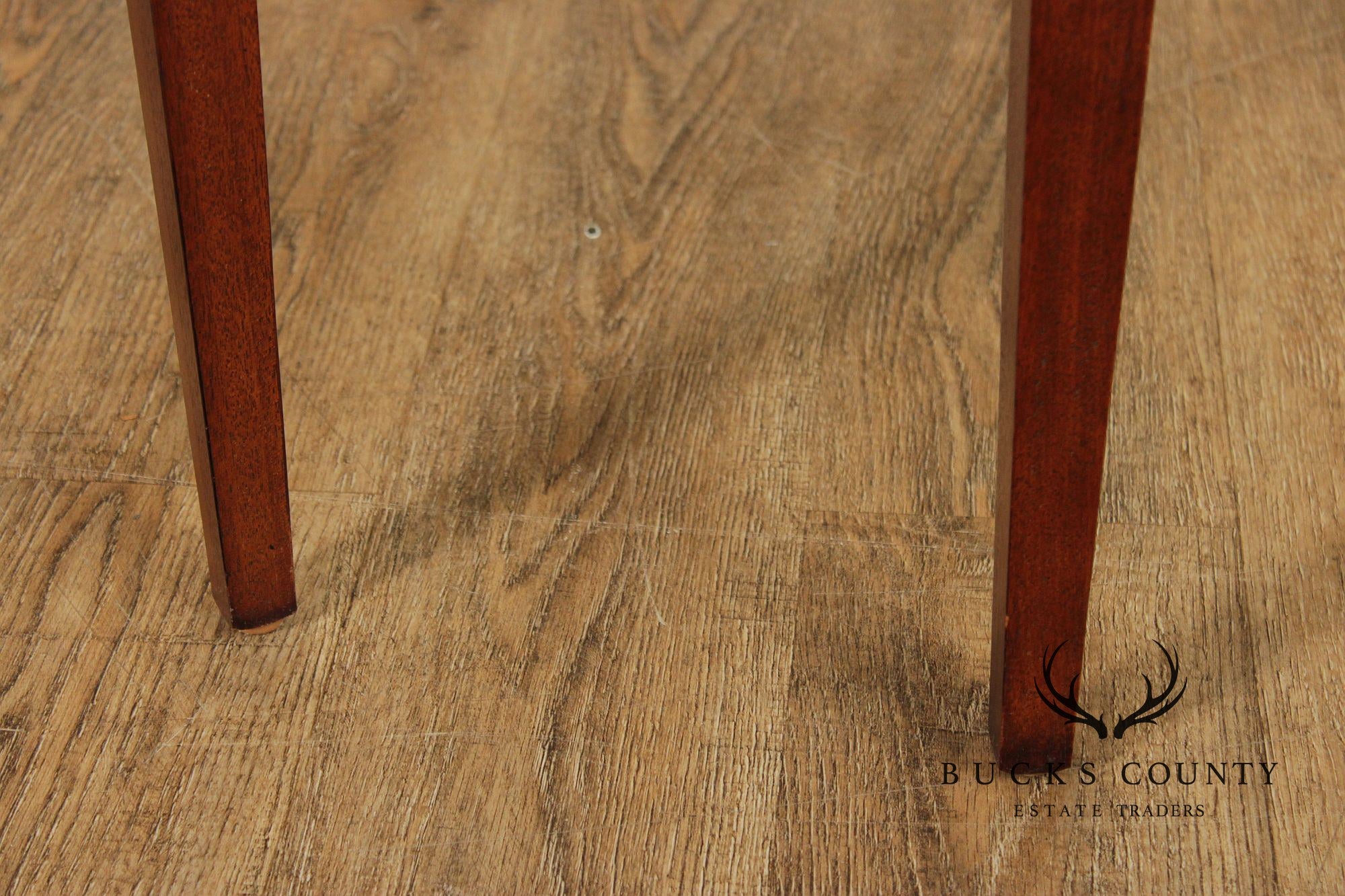 Thomasville The Mahogany Collection Hepplewhite Style Inlaid Console Table