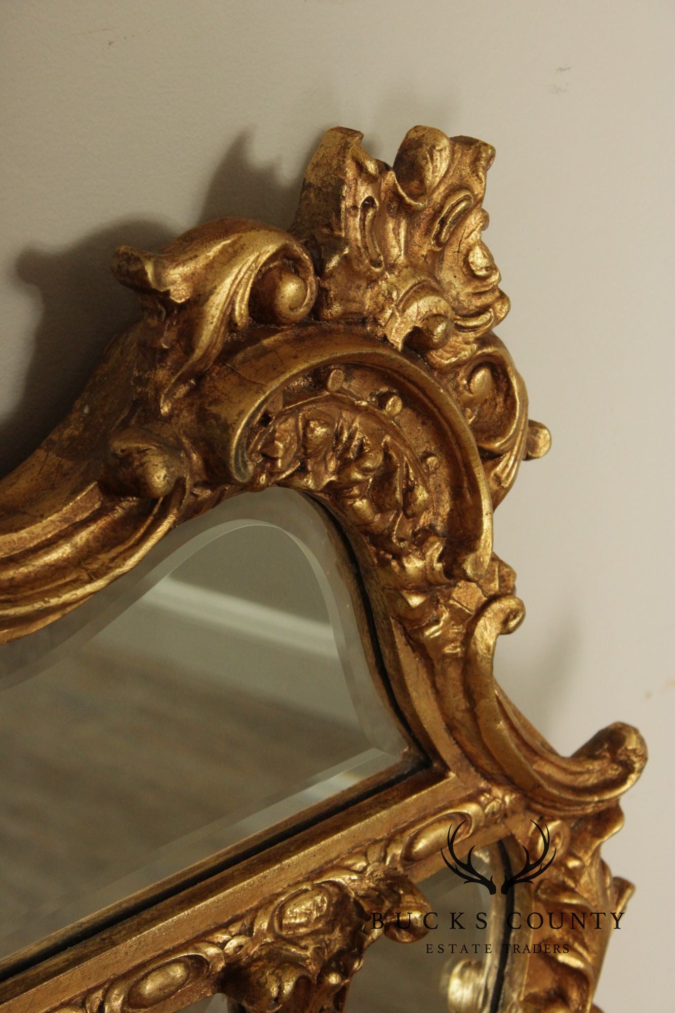 French Rococo Style Quality Gilt Frame Carved Wall Mirror
