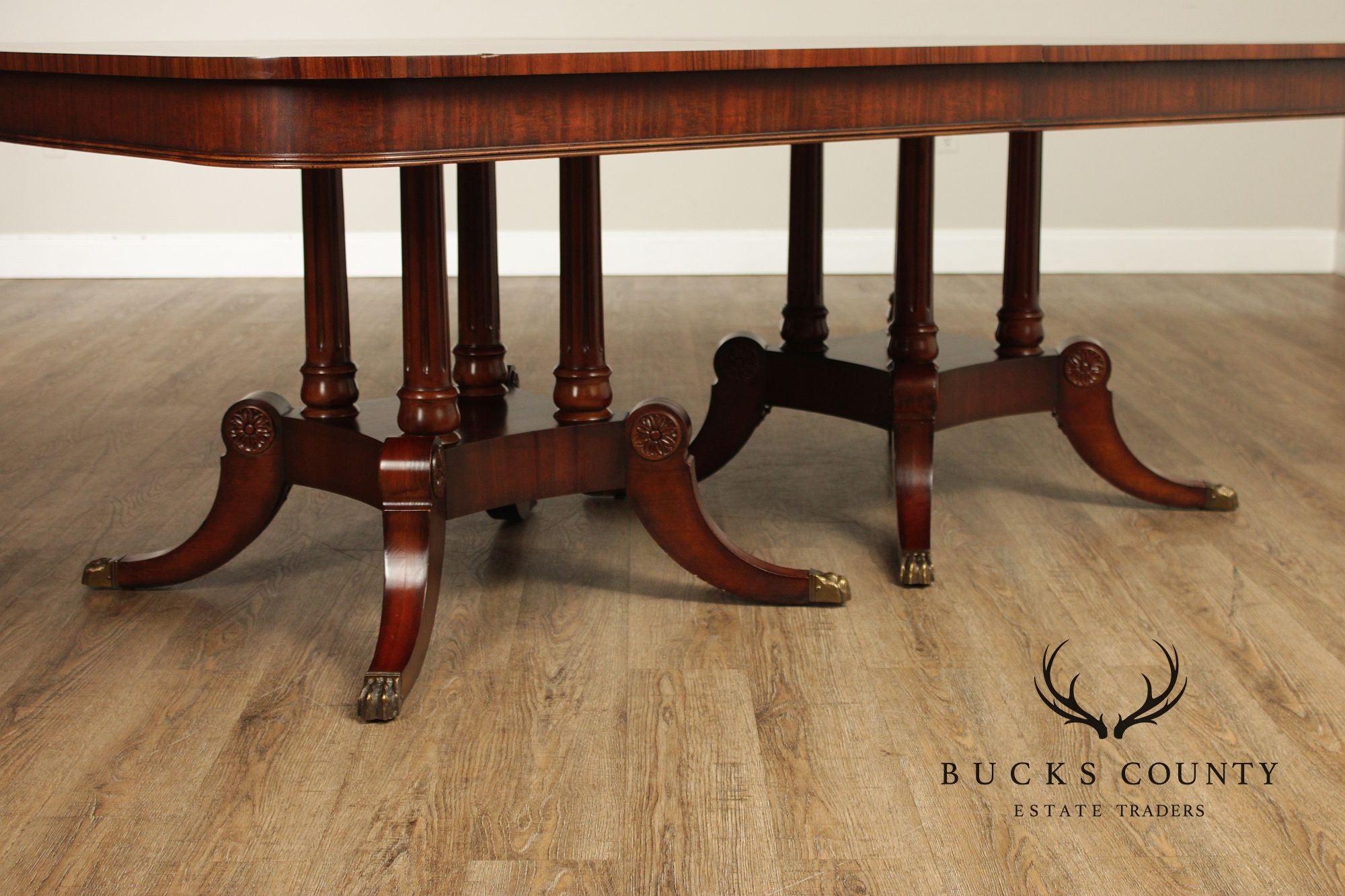 Henredon Natchez Mahogany Double Pedestal Dining Table With Three Leaves