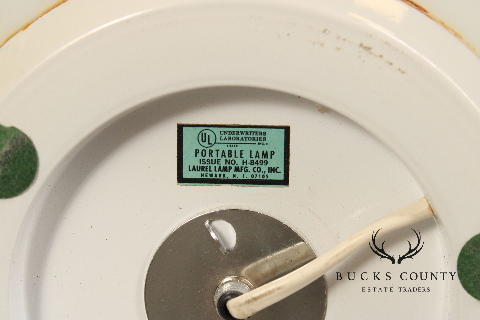 Laurel Lamp Company Mid Century Modern Glass Egg Lamp