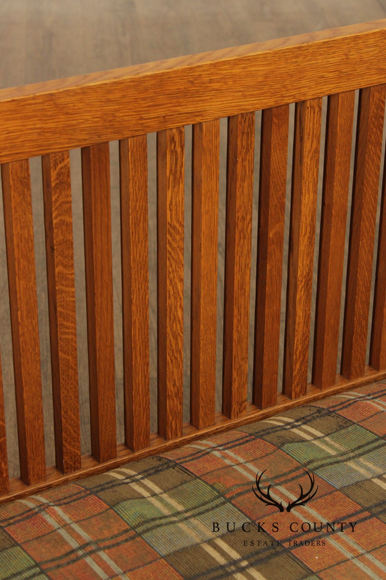 Stickley Mission Collection Oak Spindle Settle