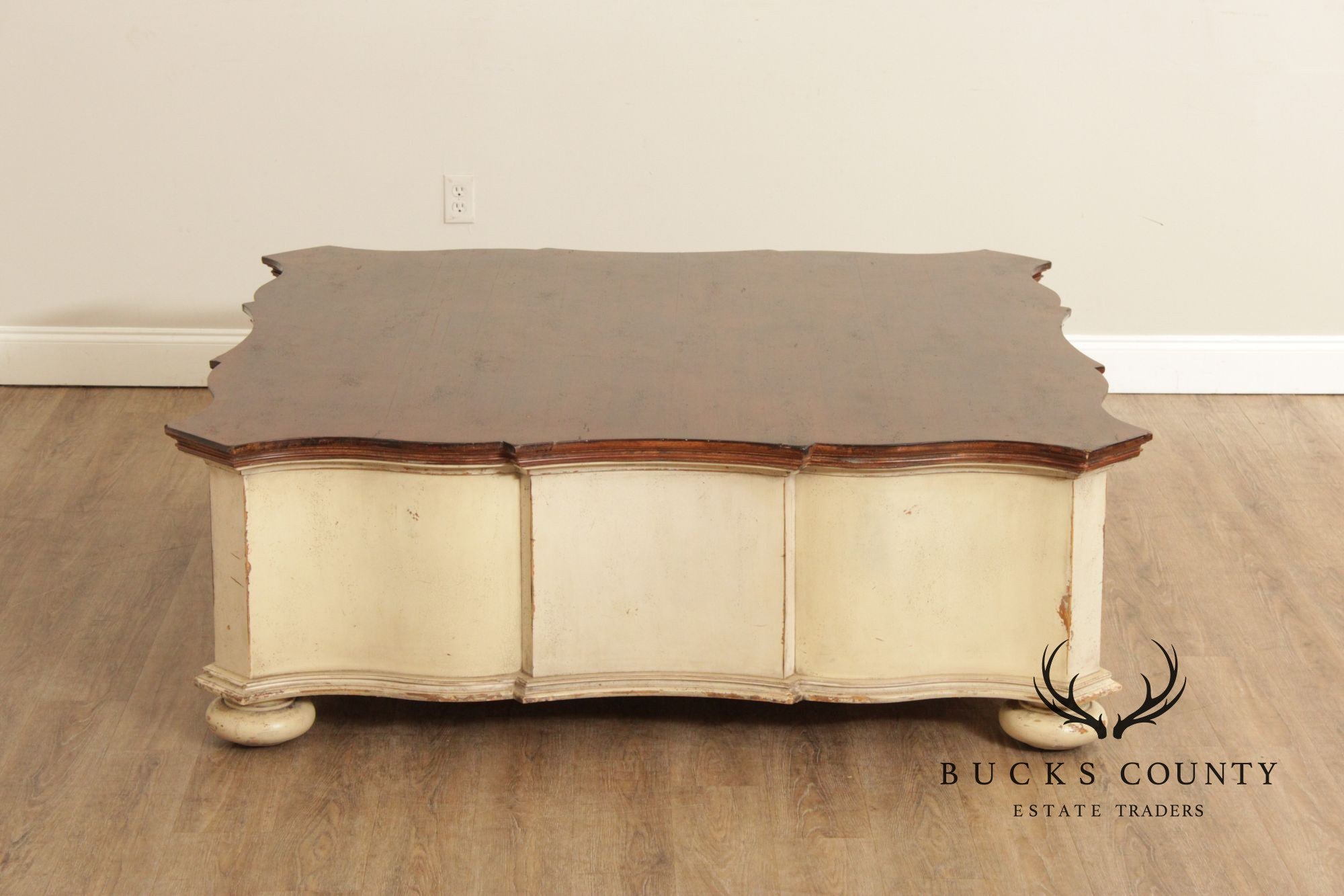 Habersham Plantation 'Plaza Collection' Large Coffee Table