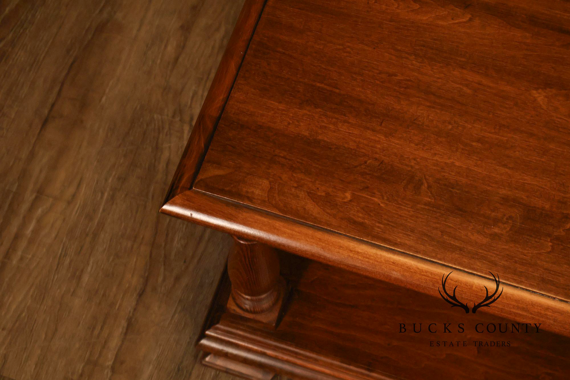 Pennsylvania House Traditional Style Vintage Maple Long Coffee Table With Cabinet Storage