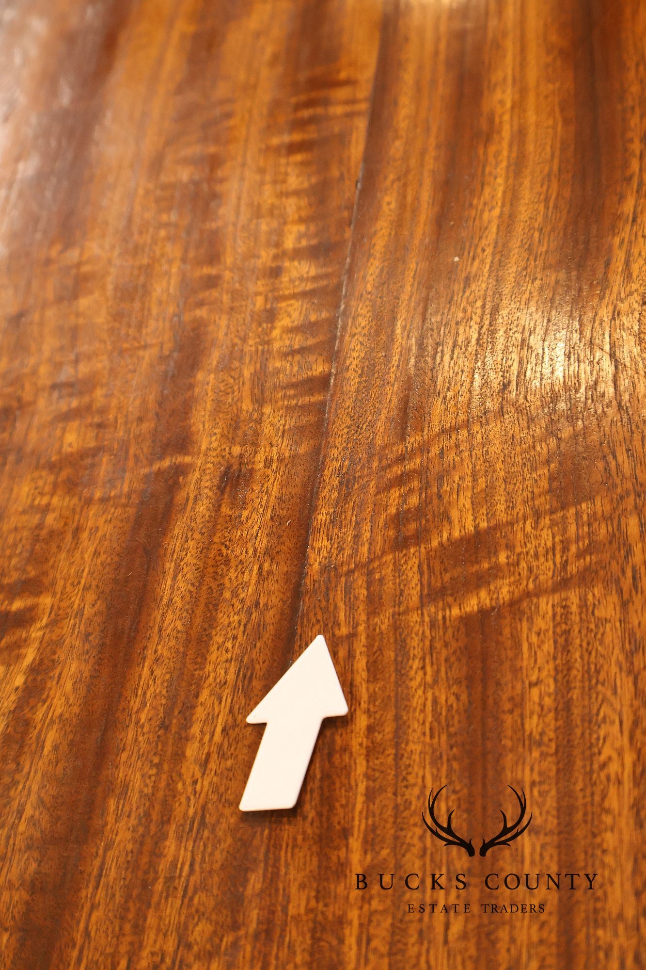 Baker Furniture 'Collectors Edition' Round Mahogany Pedestal Dining Table