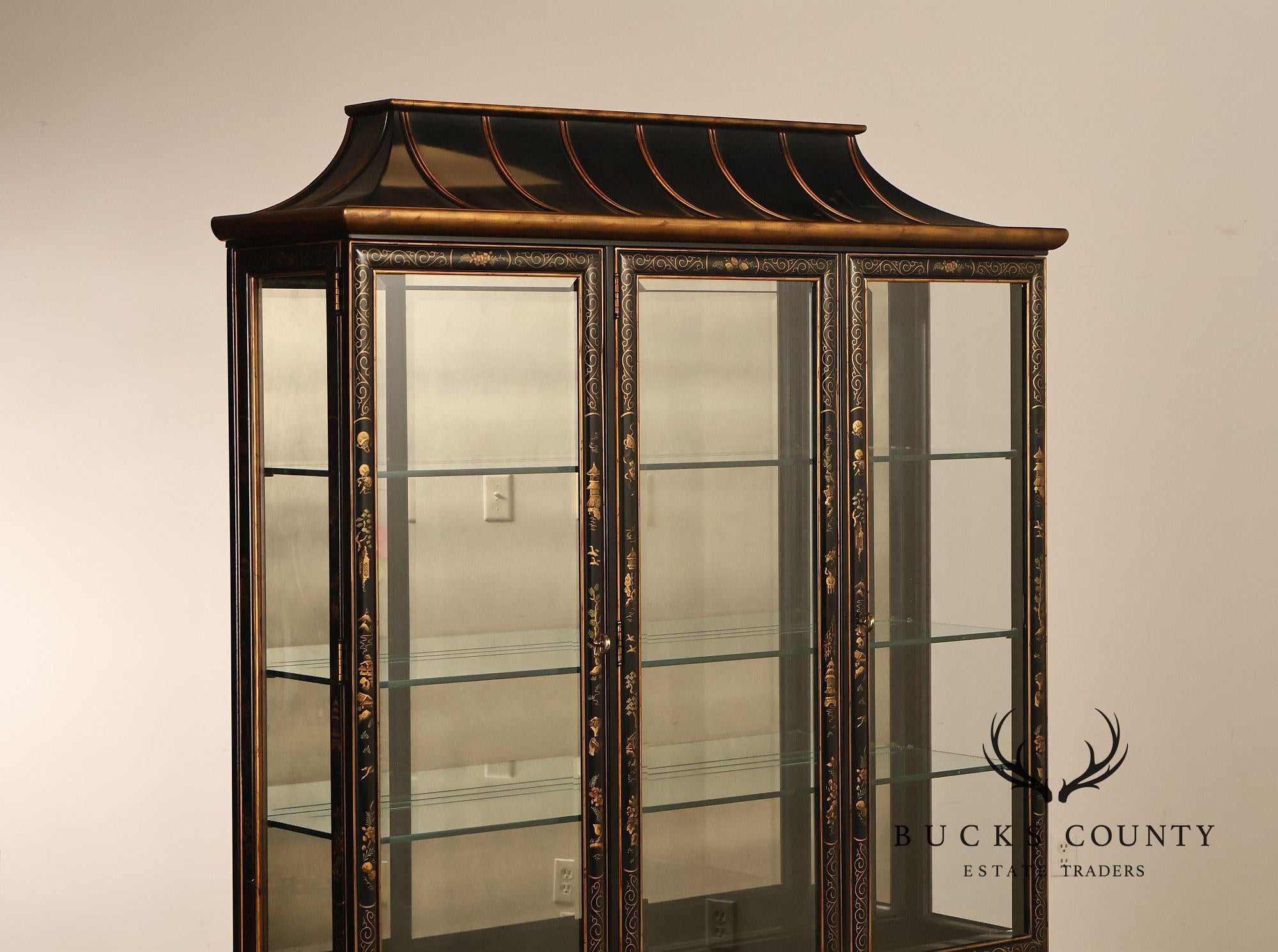 Drexel Heritage Et Cetera Chinoiserie Black Lacquer Pagoda Top Lighted Display China Cabinet