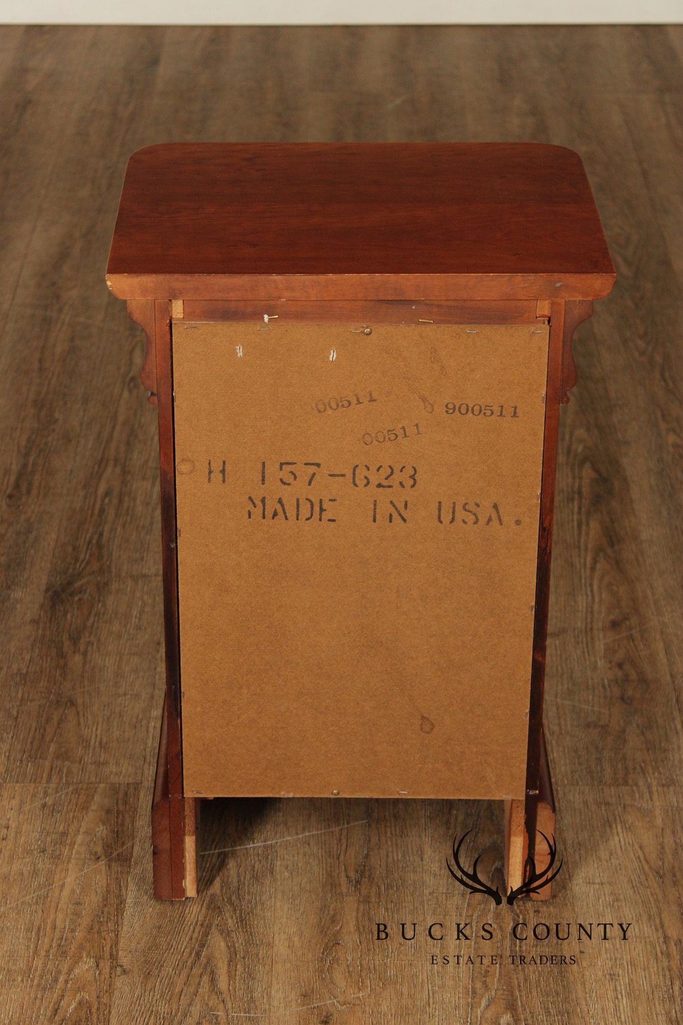 Lexington Furniture 'Chez Michelle' Bedside Cabinet Nightstand