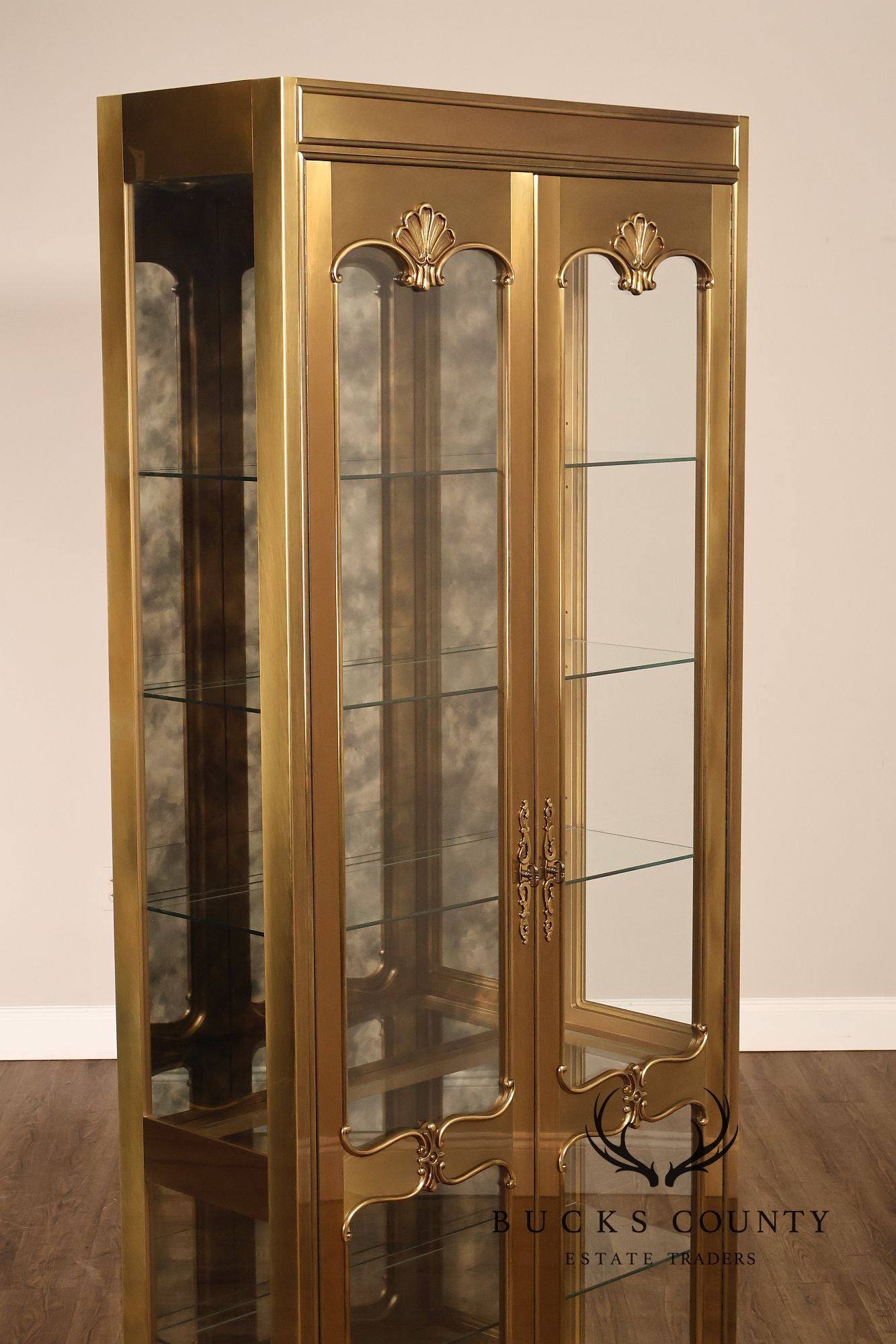 Mastercraft Mid Century Modern Brass And Glass Display Cabinet