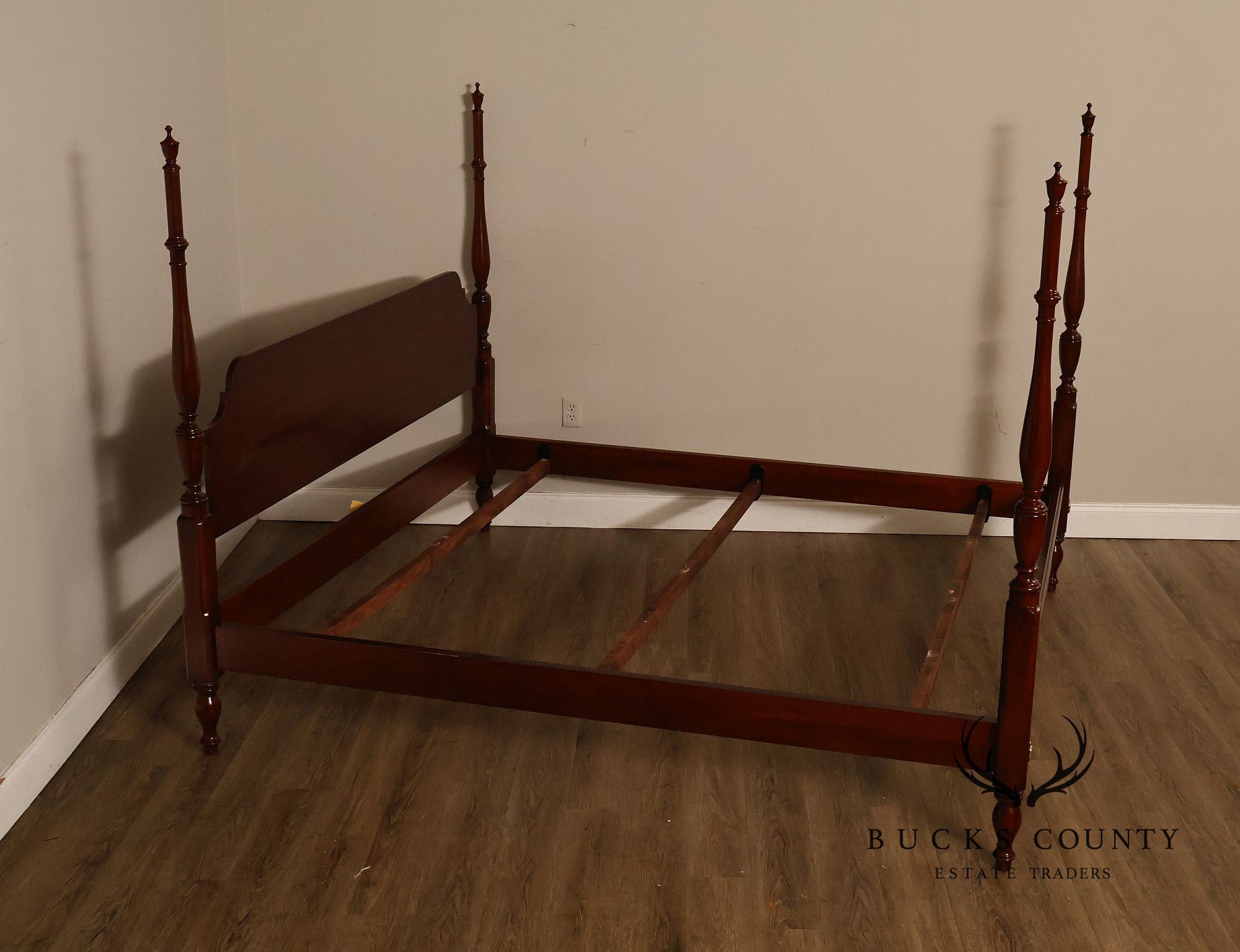 Henkel Harris Cherry King Poster Bed