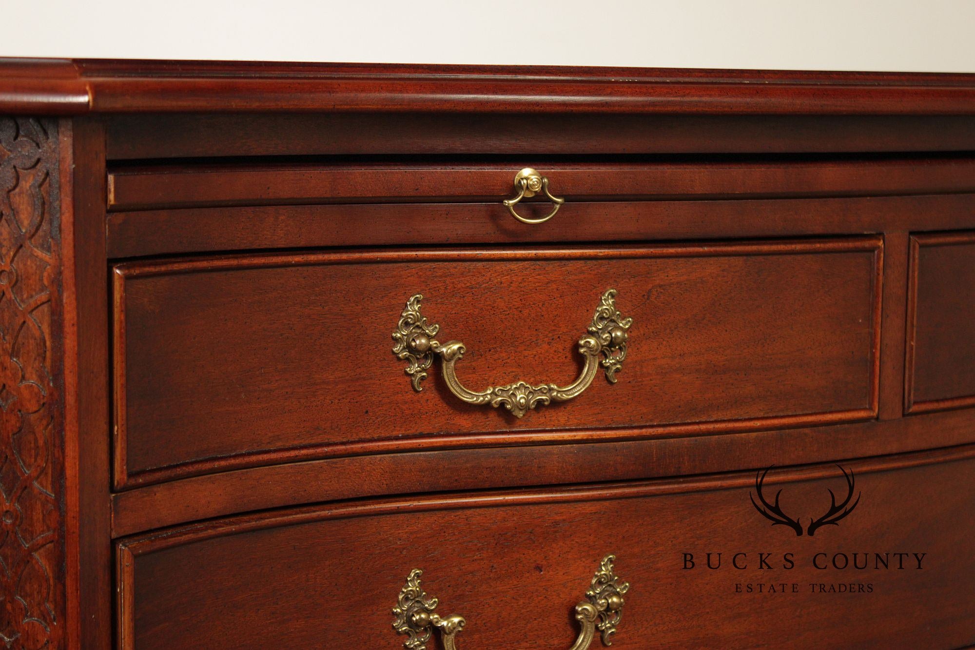 Century George III Style Mahogany Serpentine Front Bachelor’s Chest