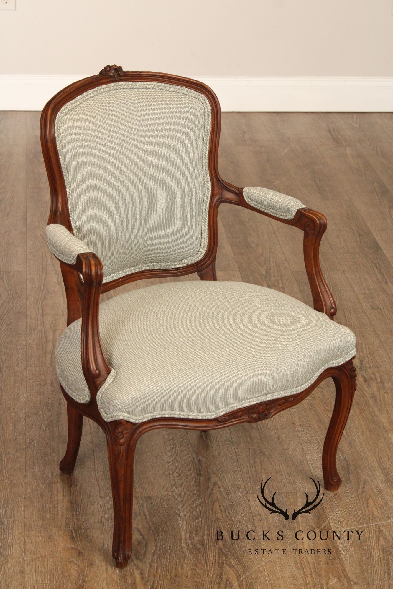 Antique French Louis XV Style Pair of Carved Fauteuil Armchairs