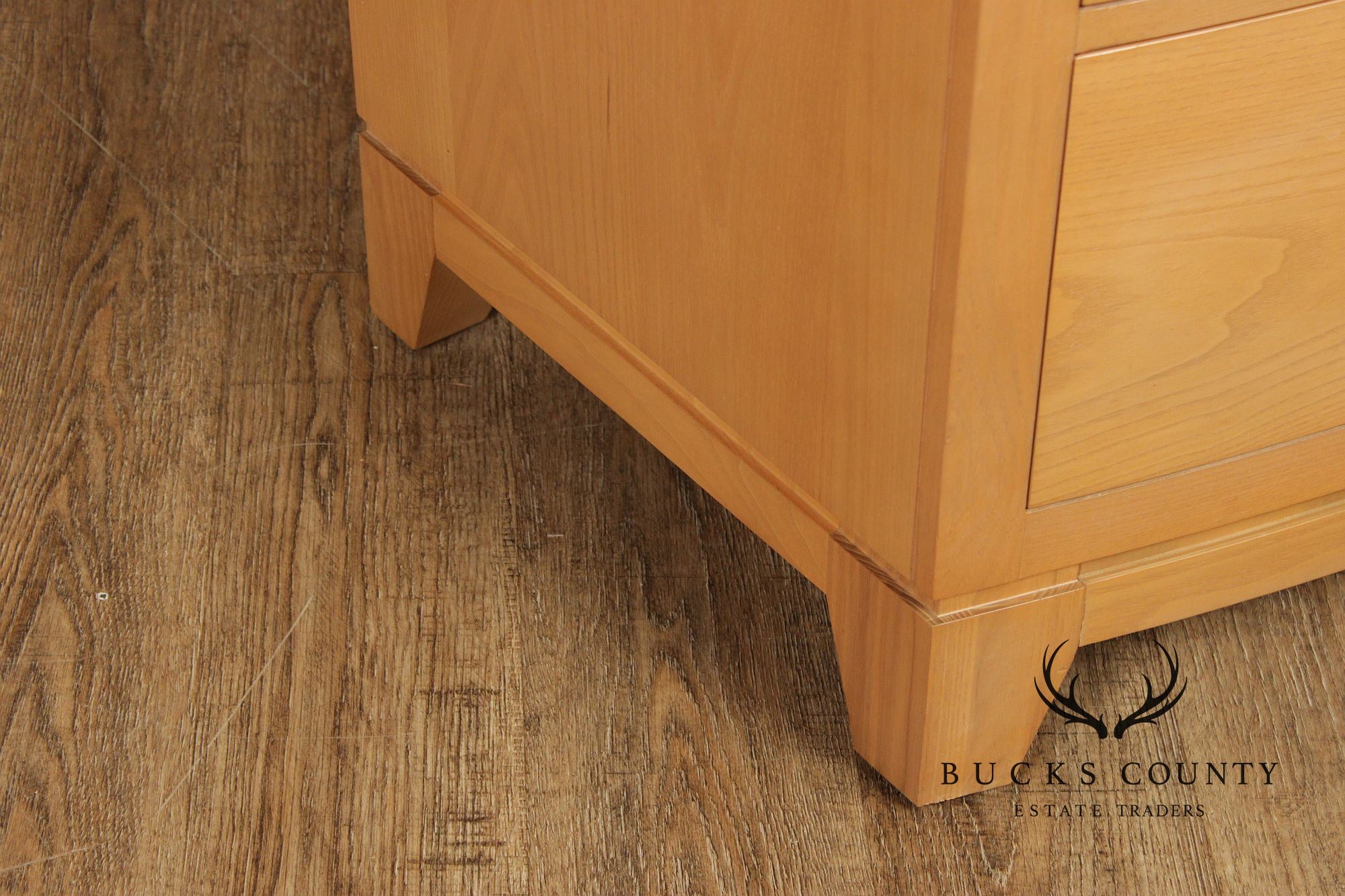 Ethan Allen 'Horizons' Bowfront Chest of Drawers
